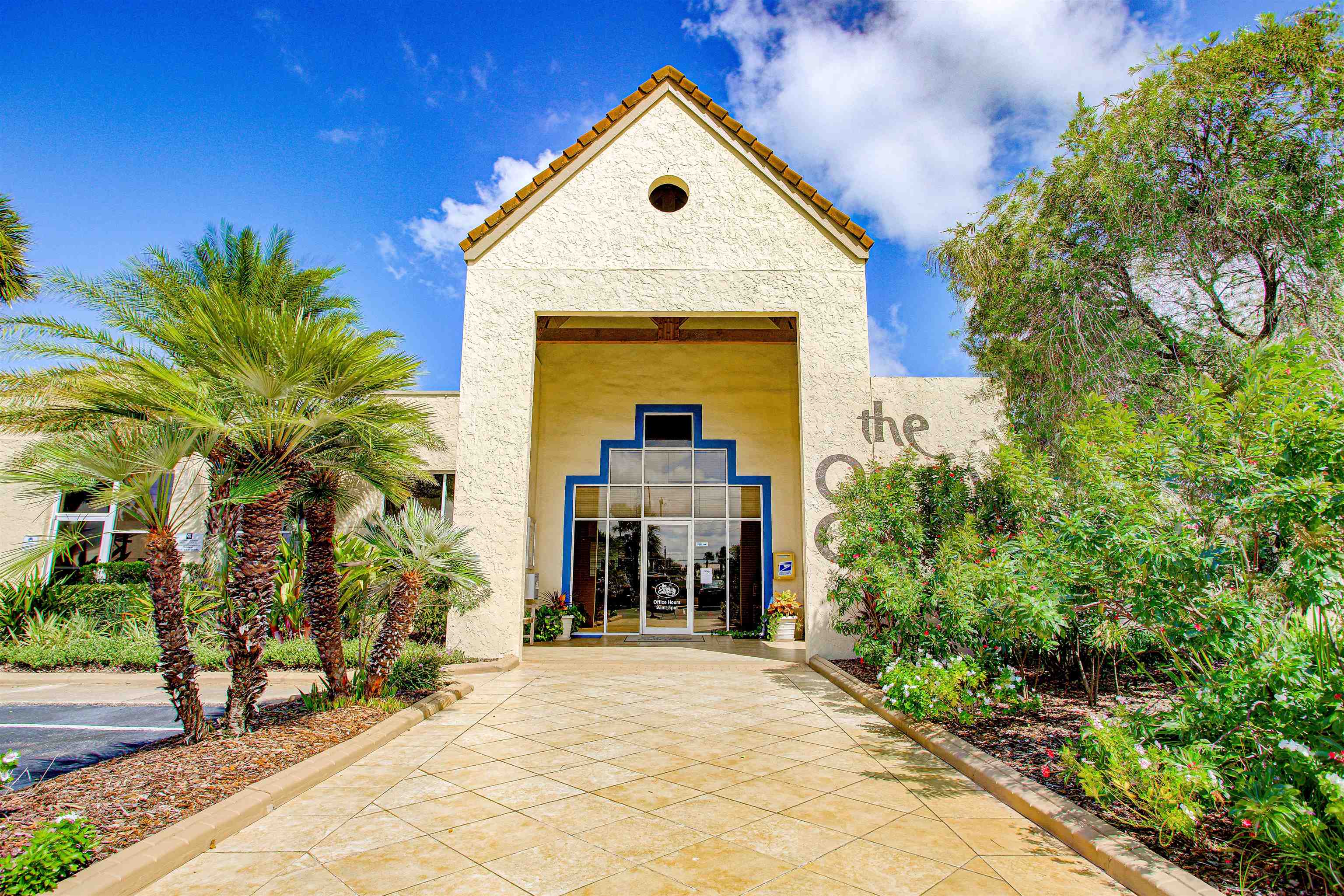 Image 38 of 47 For 17 Village Del Prado Cir