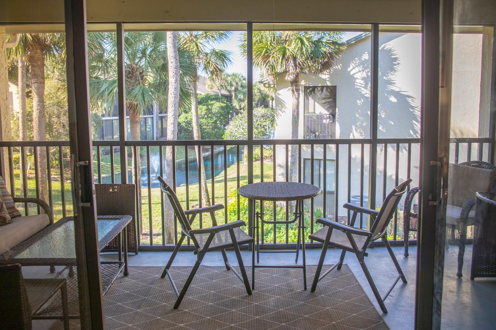 Image 8 of 47 For 17 Village Del Prado Cir