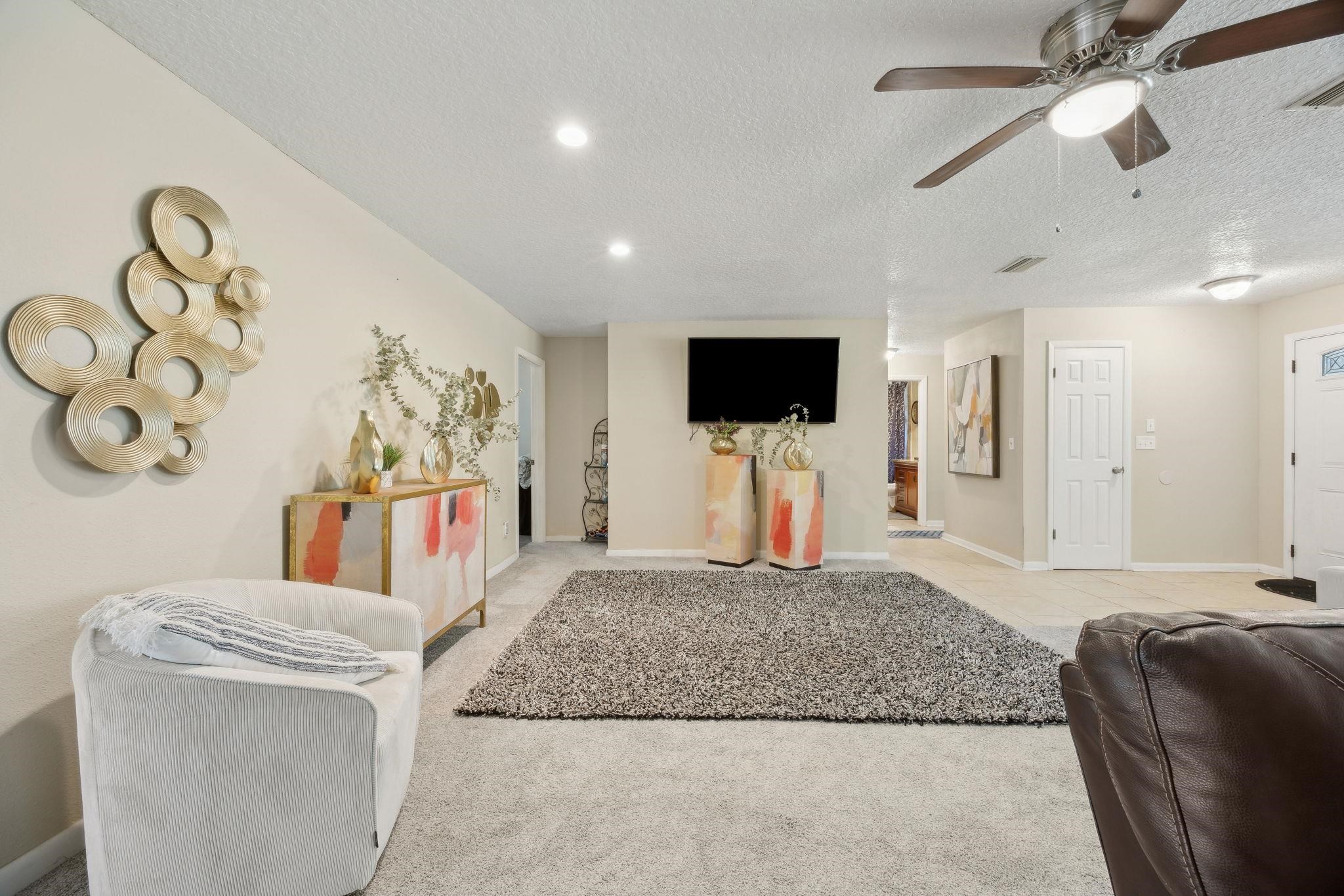 Image 19 of 94 For 121 Herja Acre Ln