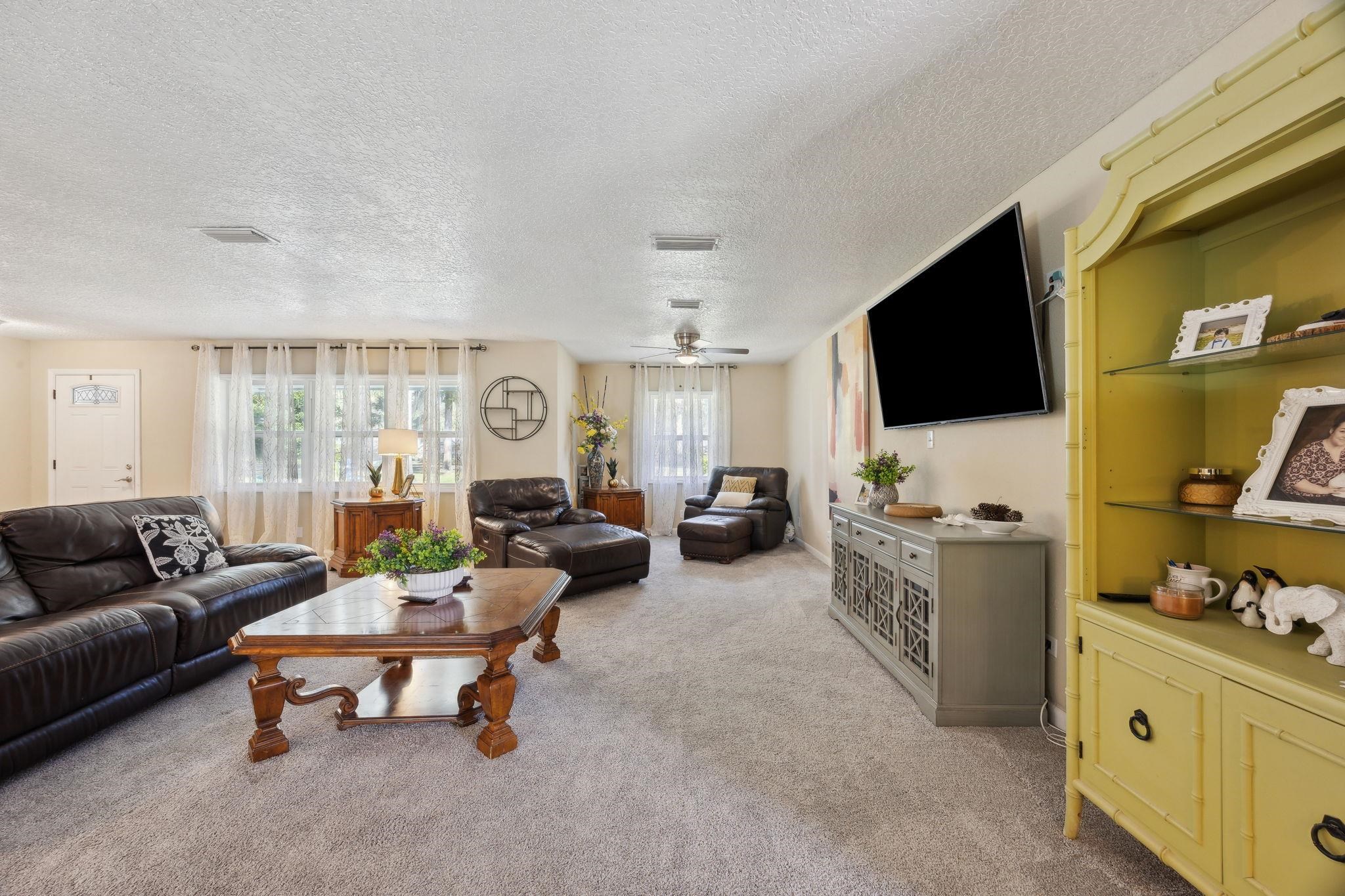 Image 21 of 94 For 121 Herja Acre Ln