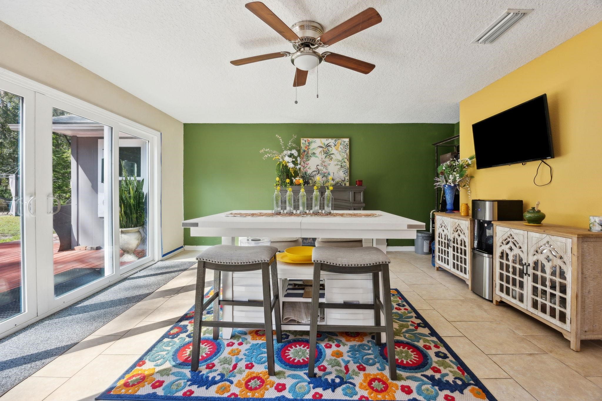 Image 33 of 94 For 121 Herja Acre Ln