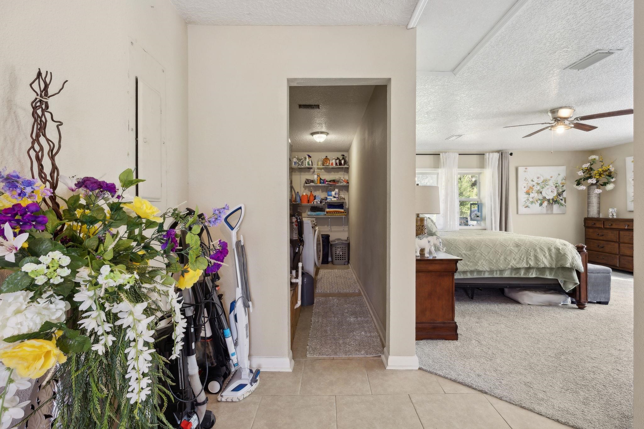 Image 36 of 94 For 121 Herja Acre Ln