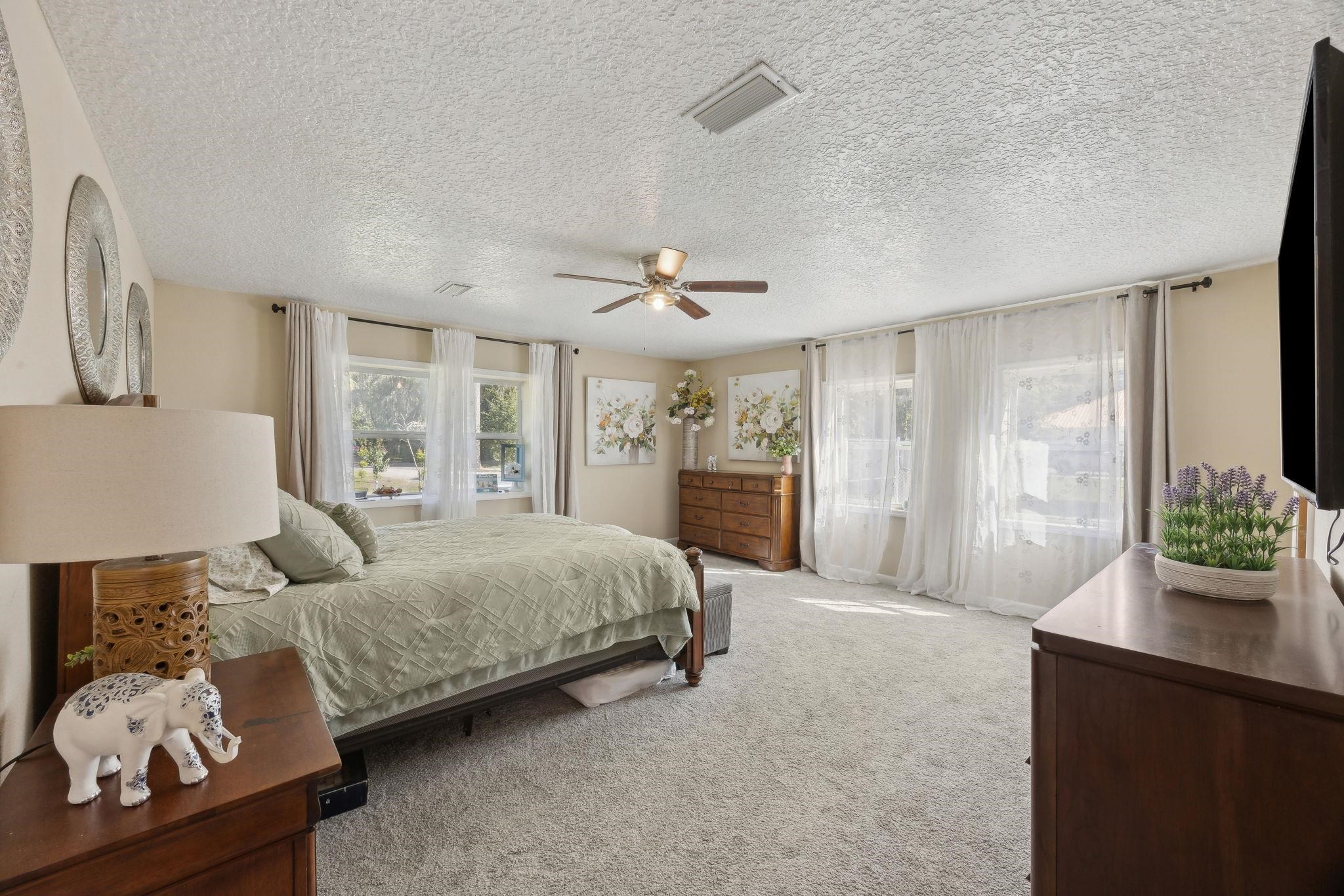 Image 37 of 94 For 121 Herja Acre Ln