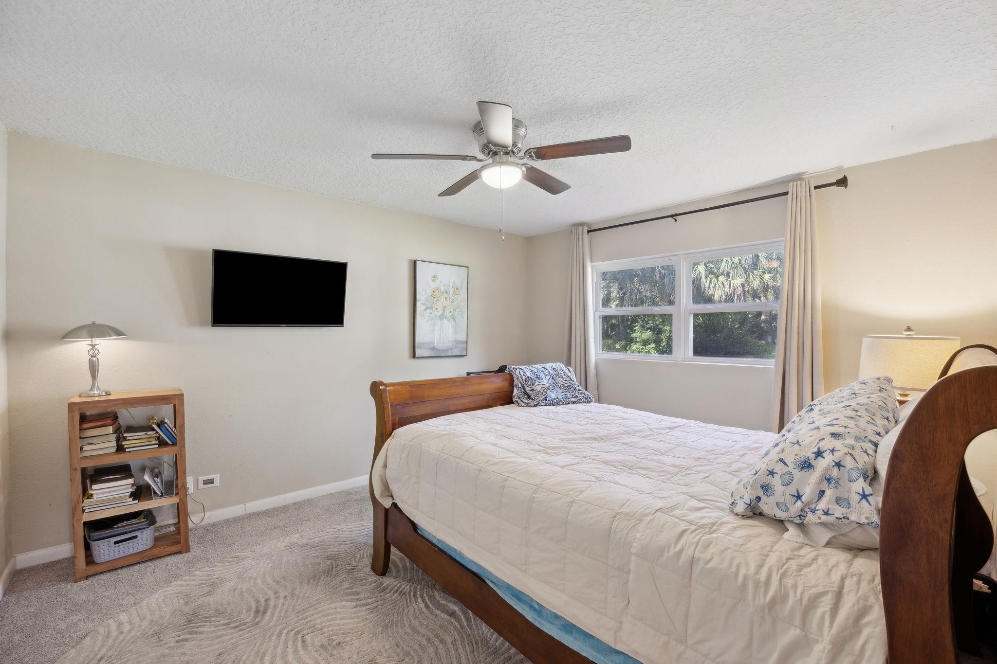 Image 47 of 94 For 121 Herja Acre Ln