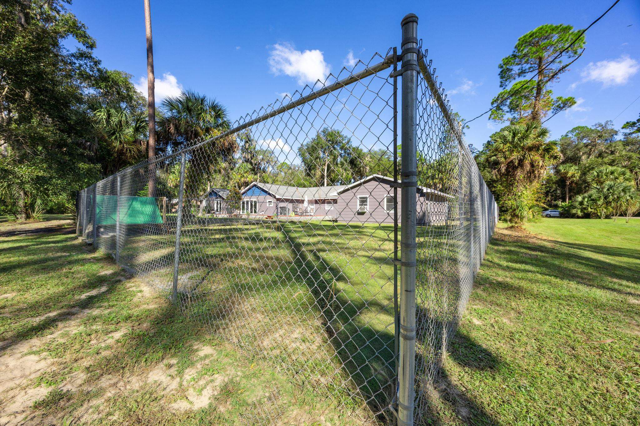 Image 59 of 94 For 121 Herja Acre Ln