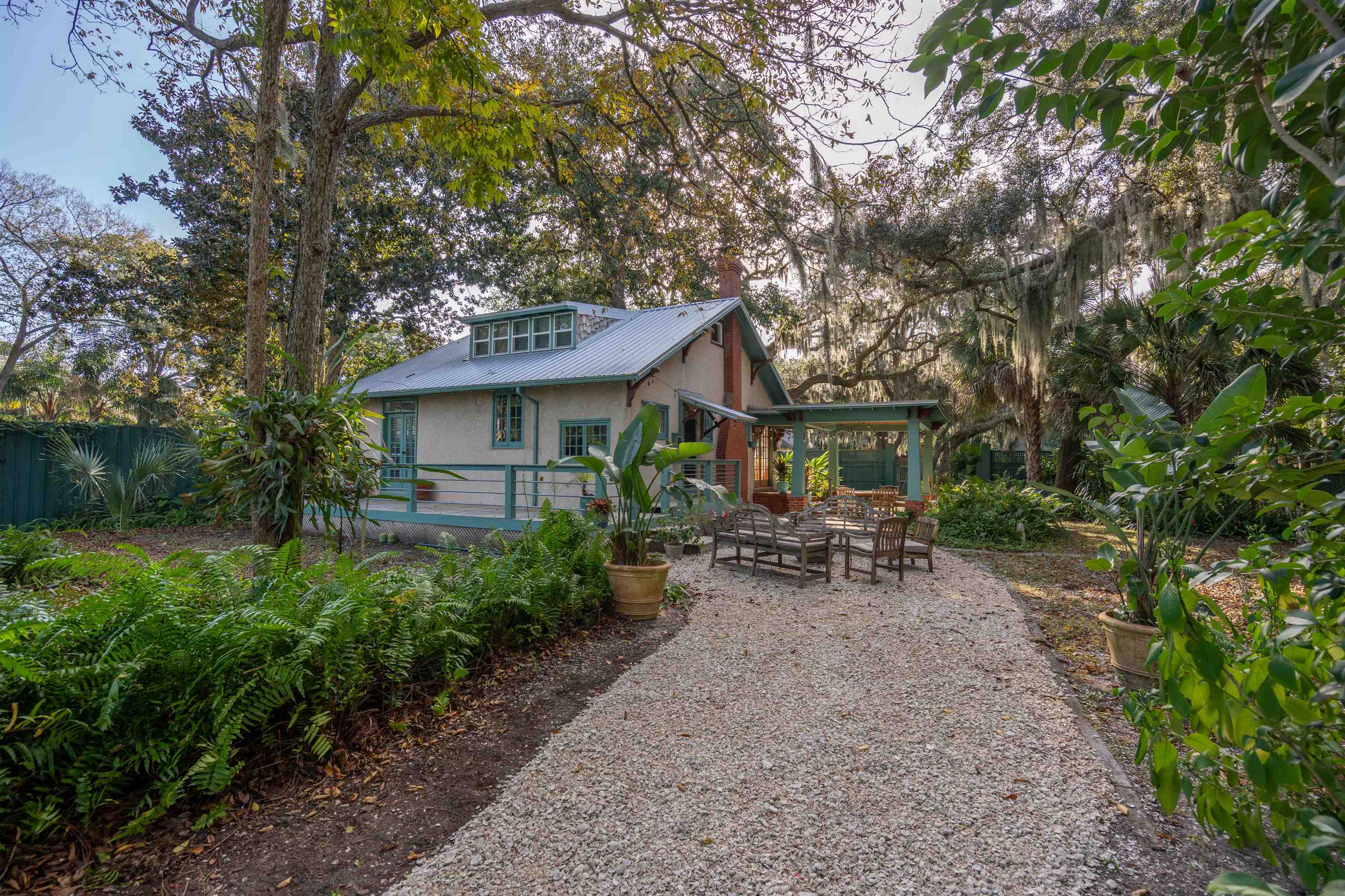 Image 10 of 55 For 8 Park Ave  