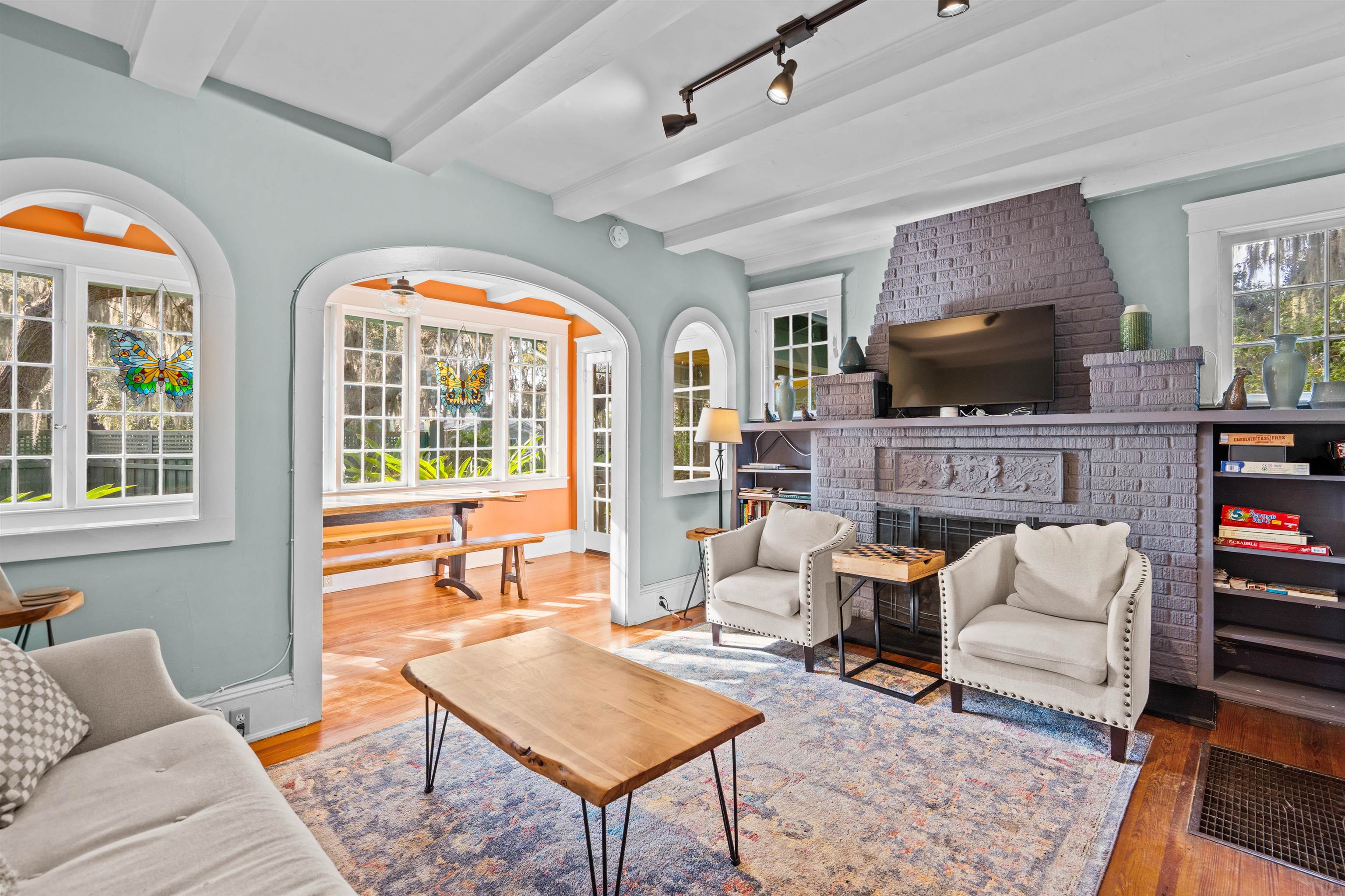 Image 19 of 55 For 8 Park Ave  