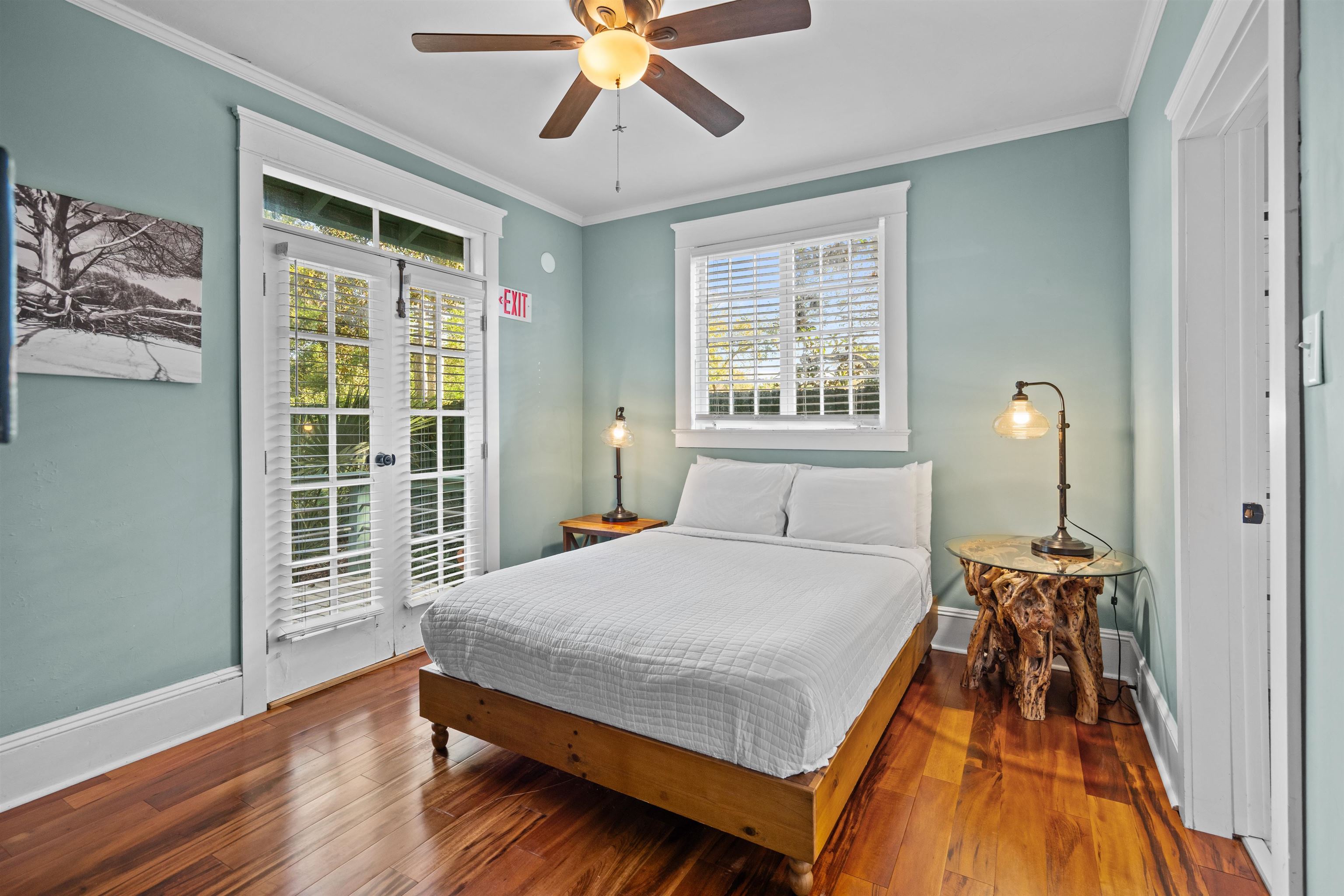 Image 25 of 55 For 8 Park Ave  