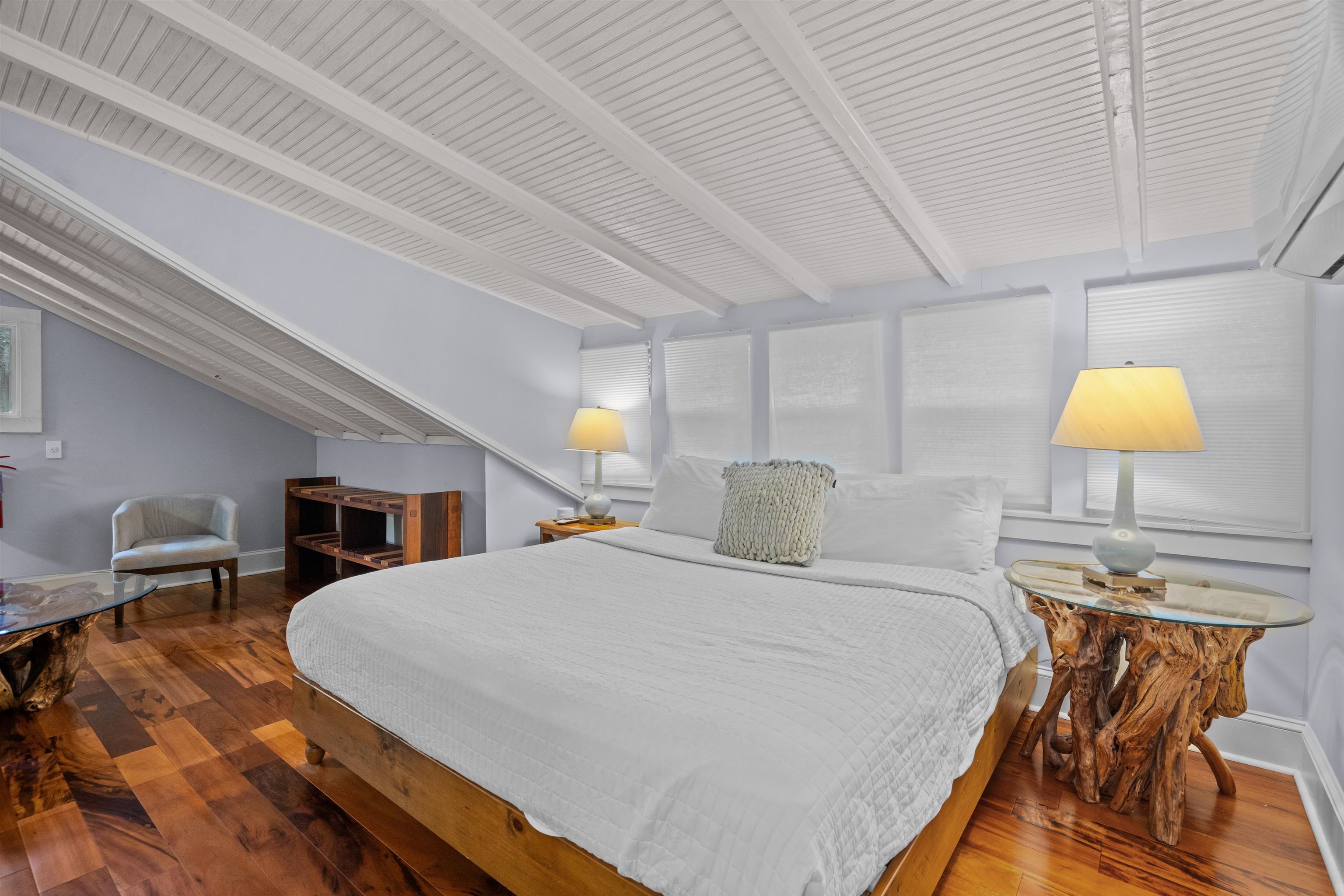 Image 30 of 55 For 8 Park Ave  