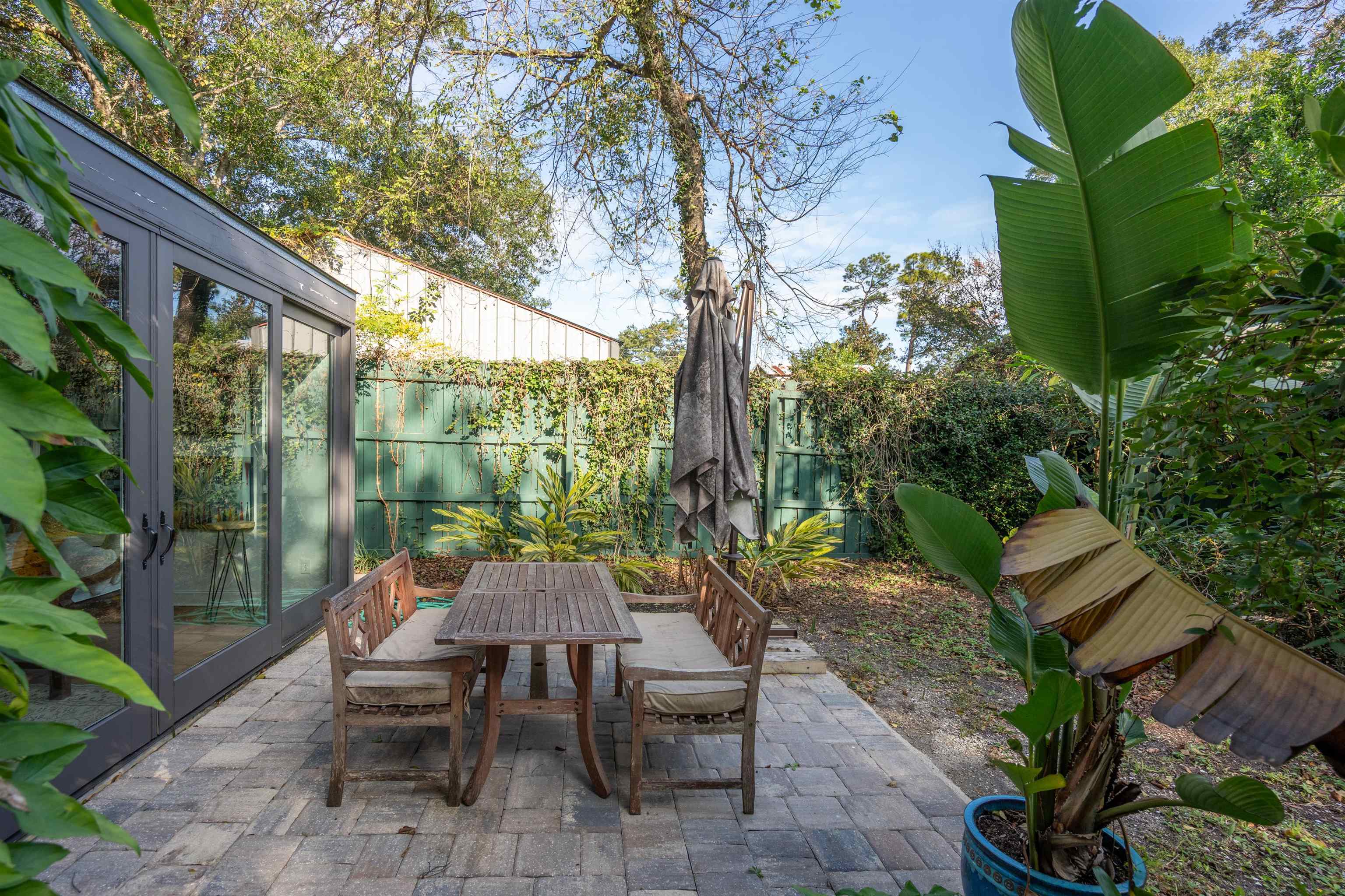 Image 35 of 55 For 8 Park Ave  