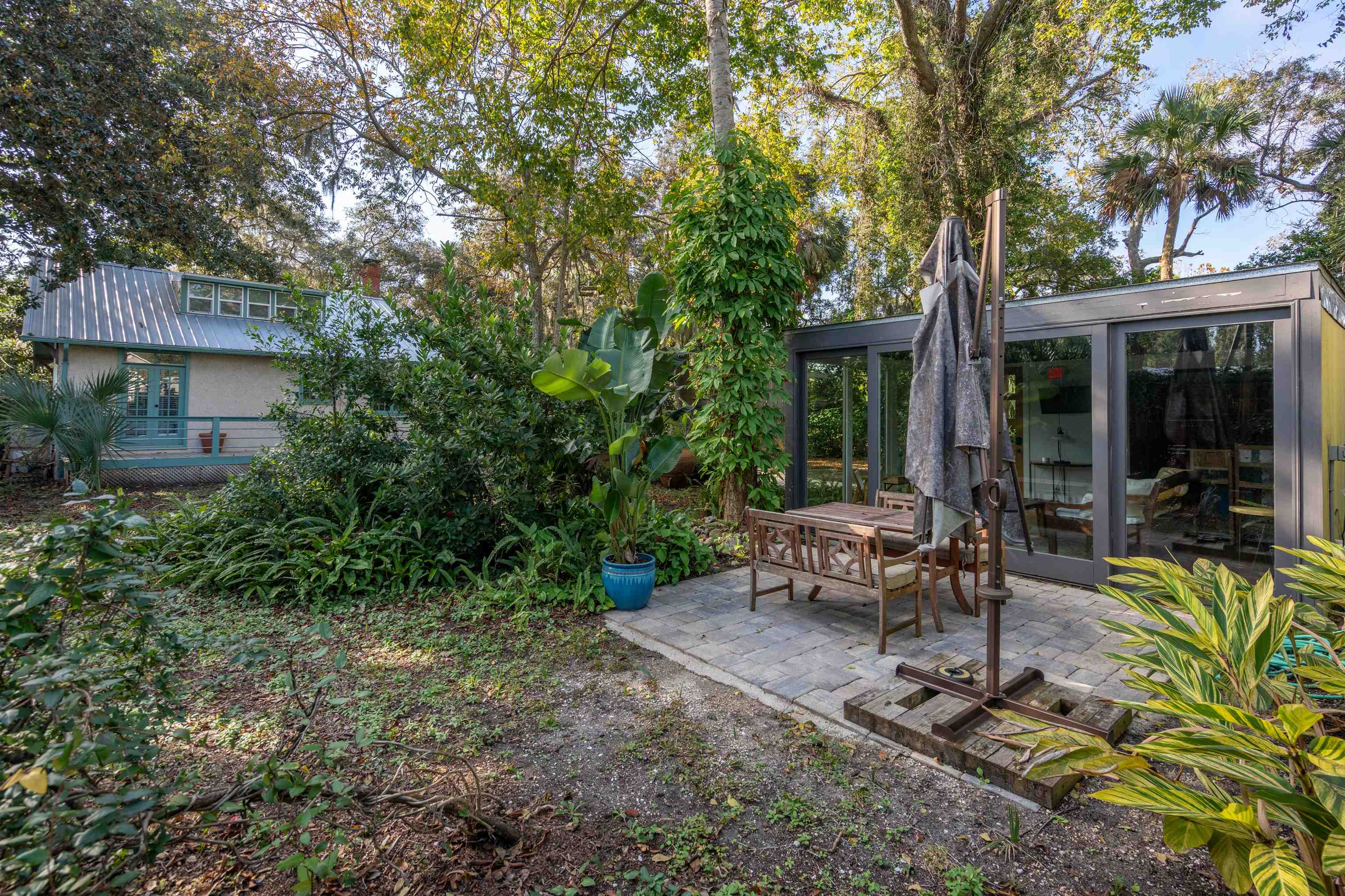 Image 36 of 55 For 8 Park Ave  