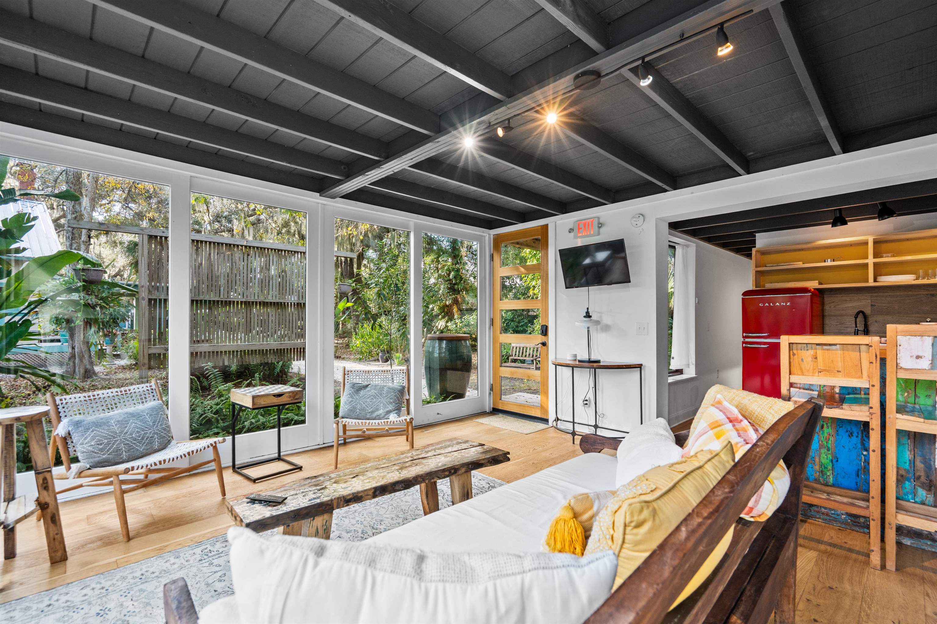 Image 39 of 55 For 8 Park Ave  