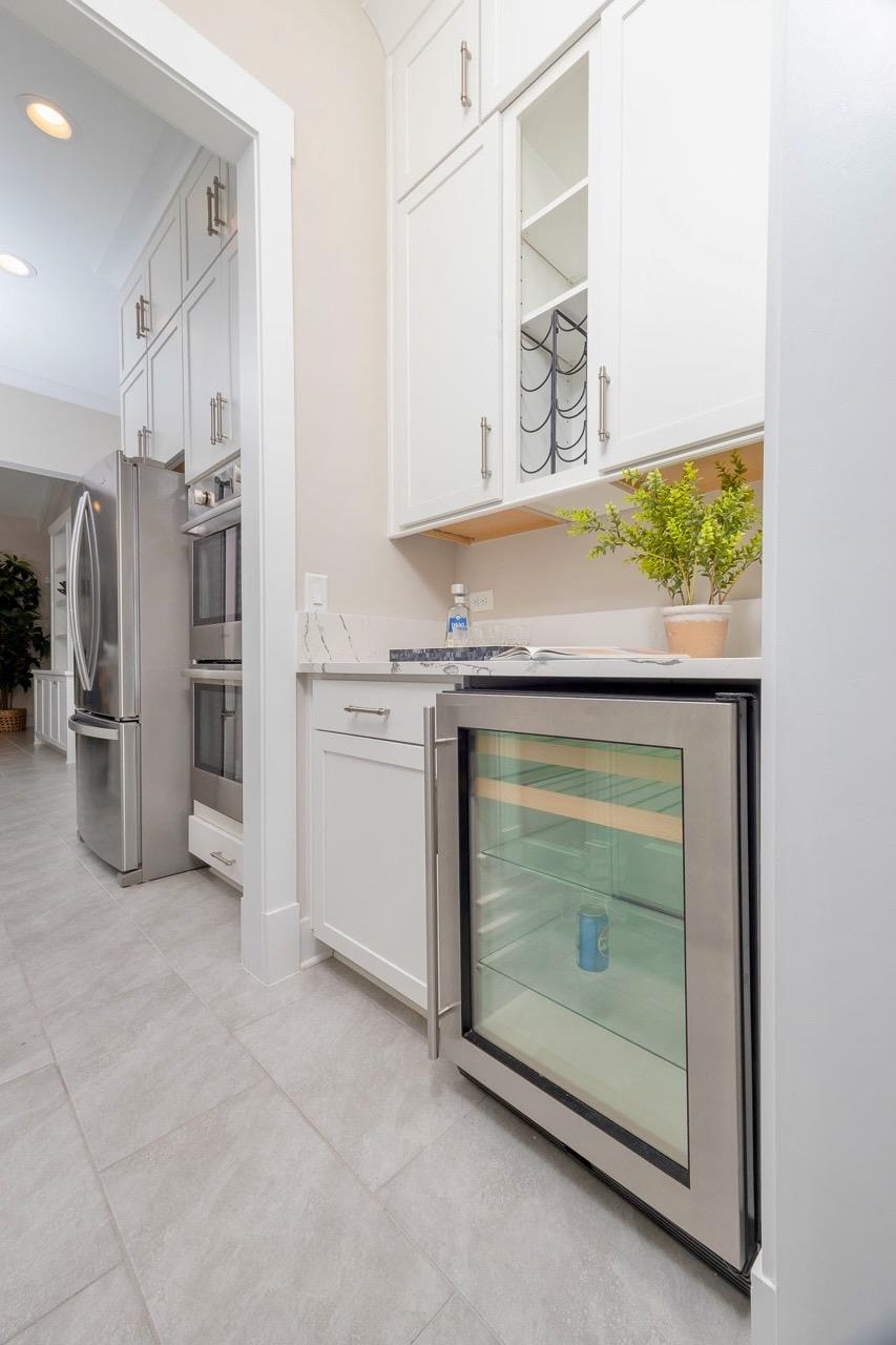 Image 10 of 58 For 522 Ridgeway Rd