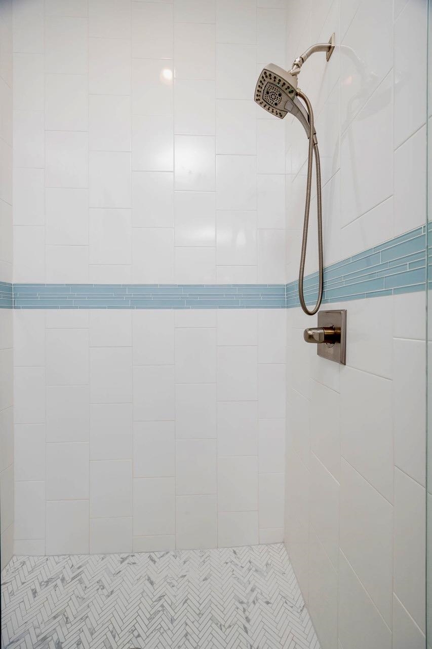 Image 31 of 58 For 522 Ridgeway Rd