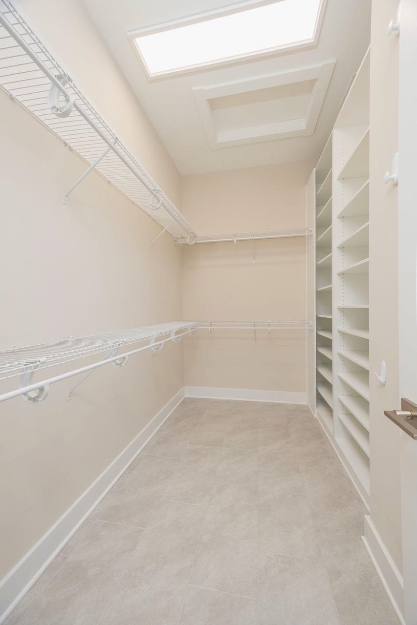 Image 34 of 58 For 522 Ridgeway Rd