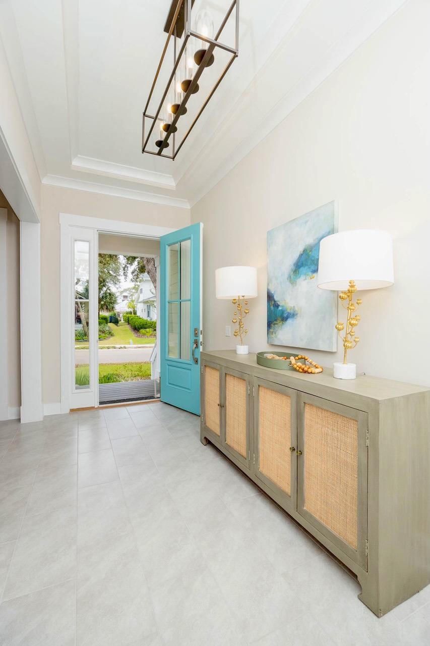 Image 6 of 58 For 522 Ridgeway Rd