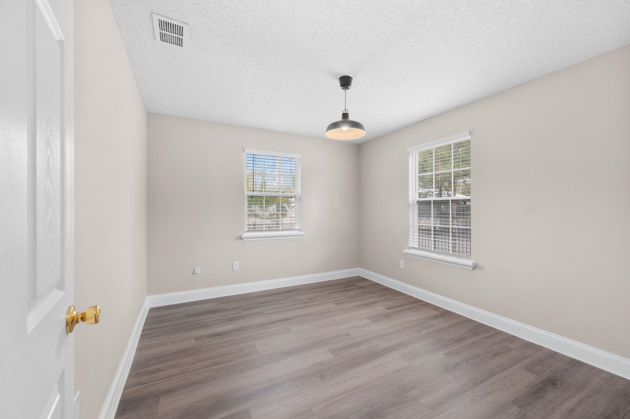 Image 14 of 35 For 26 Palmer St