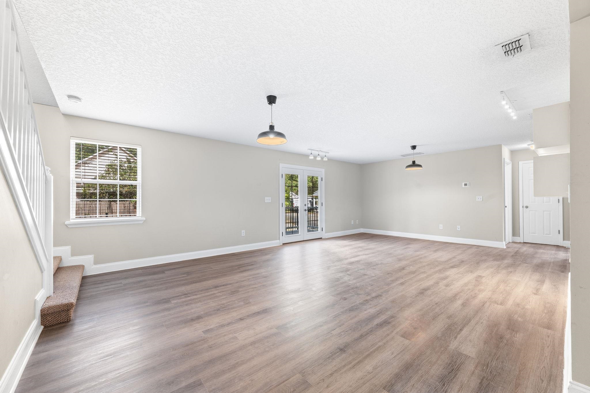 Image 7 of 35 For 26 Palmer St