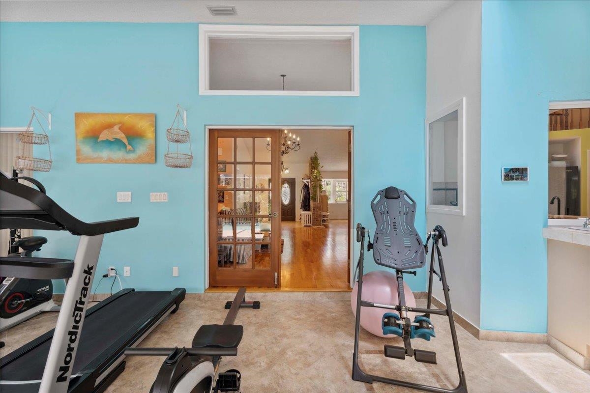 Image 25 of 81 For 22 Woodston Lane