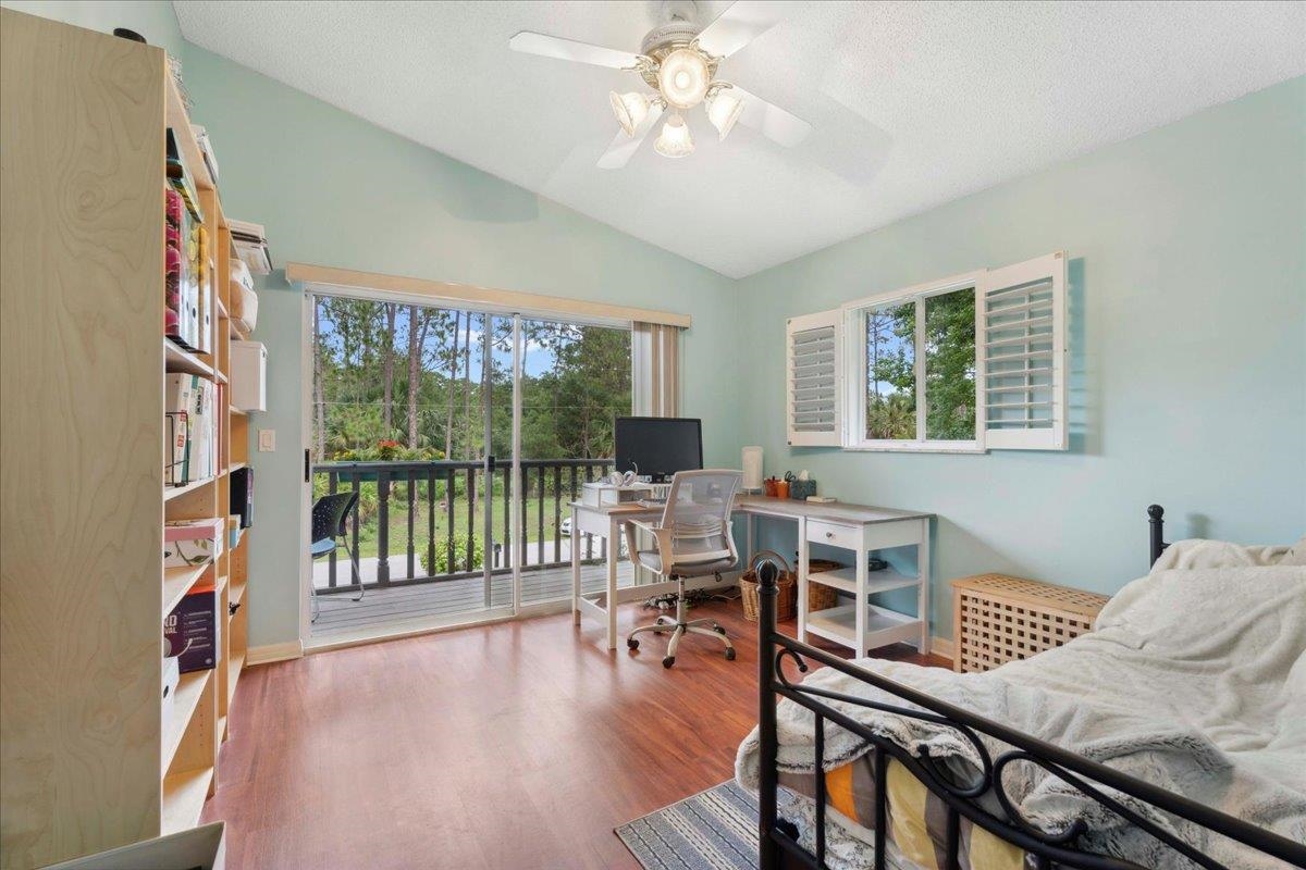 Image 40 of 81 For 22 Woodston Lane