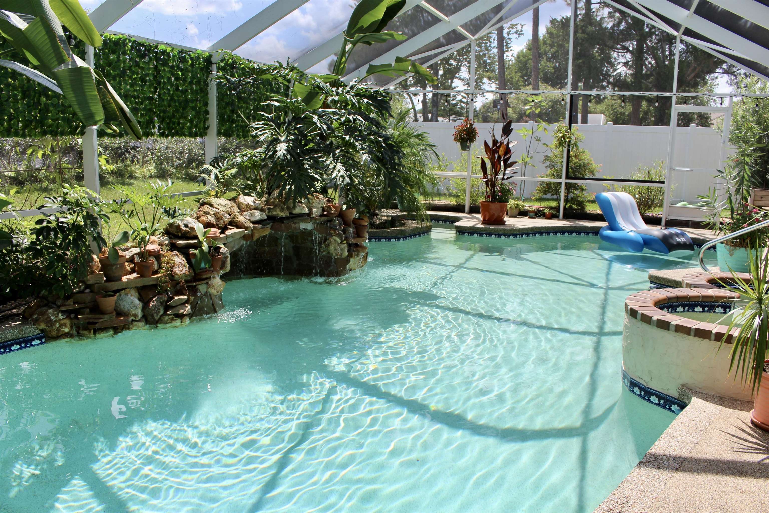 Image 46 of 81 For 22 Woodston Lane