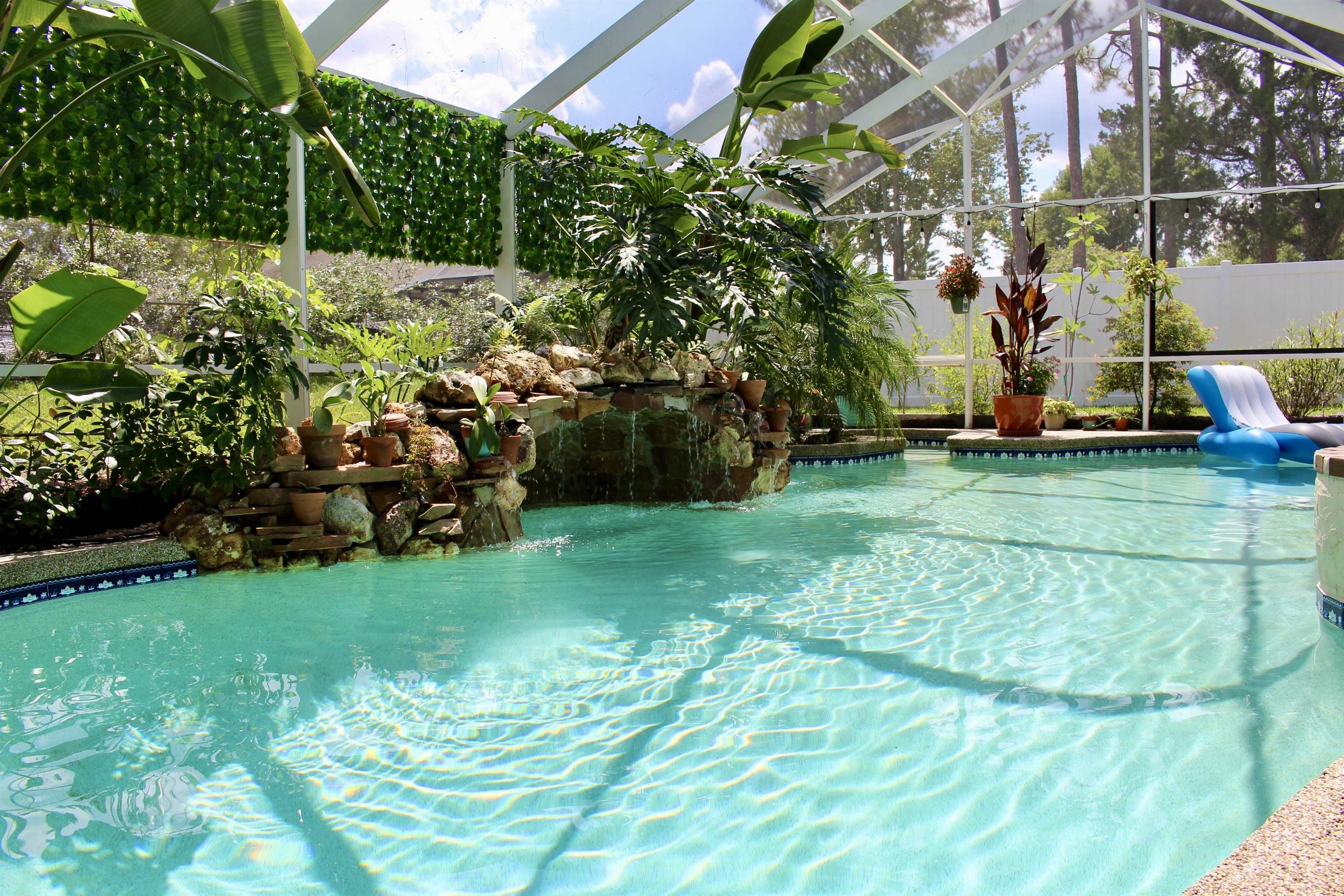 Image 49 of 81 For 22 Woodston Lane