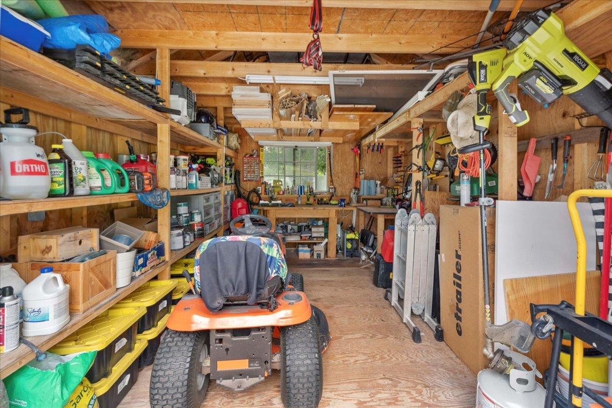 Image 57 of 81 For 22 Woodston Lane