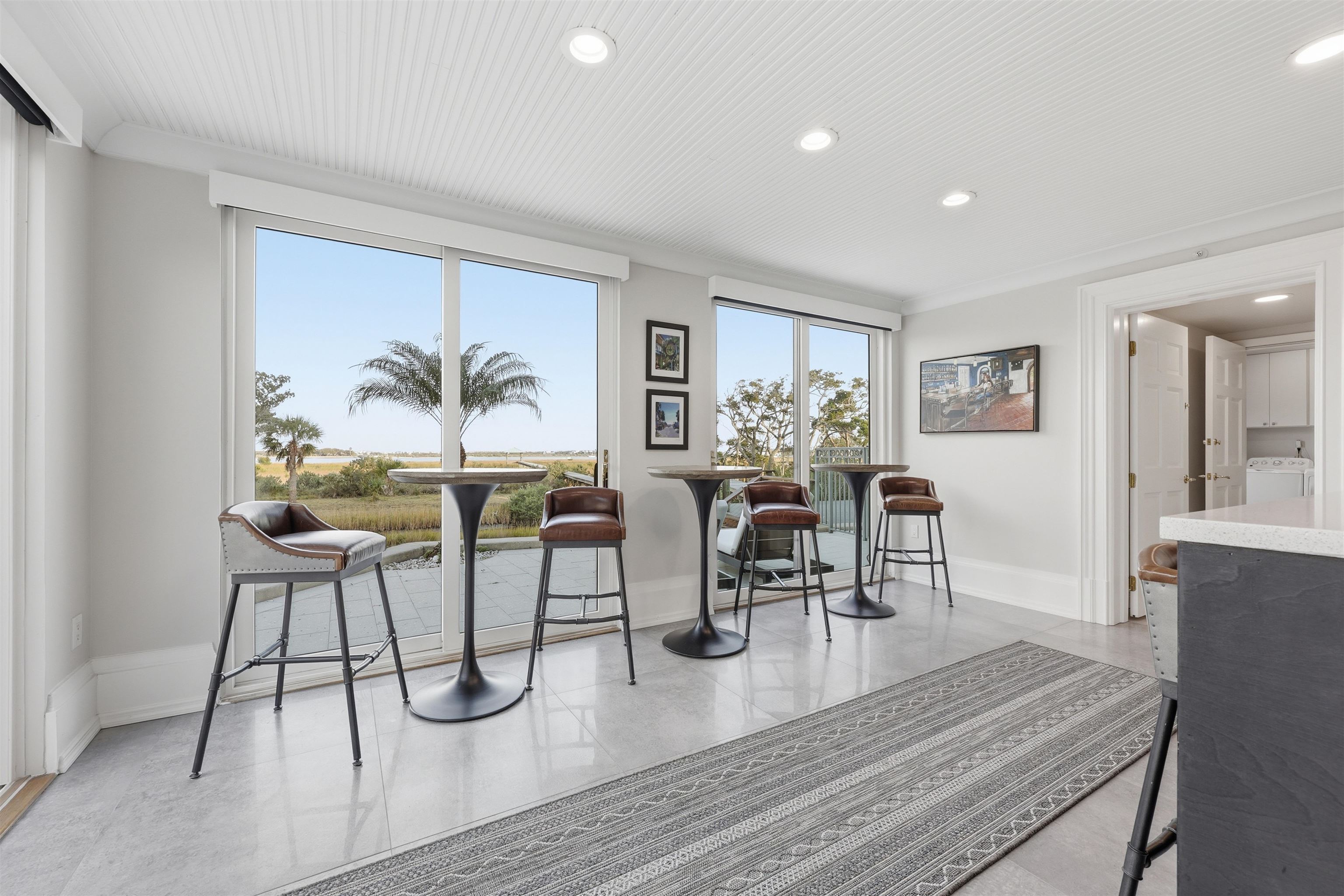 Image 24 of 99 For 3418 Lands End Dr