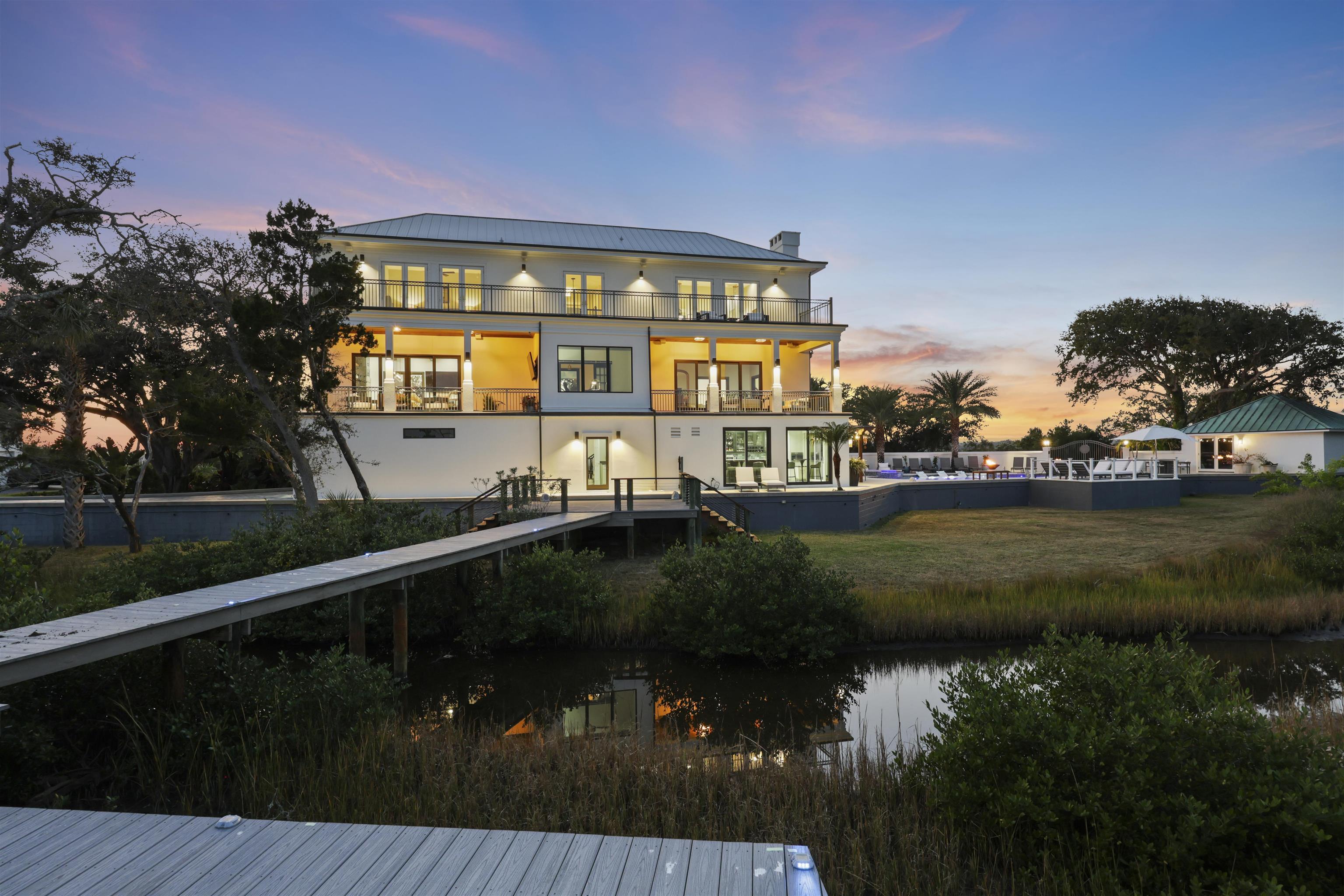 Image 28 of 99 For 3418 Lands End Dr