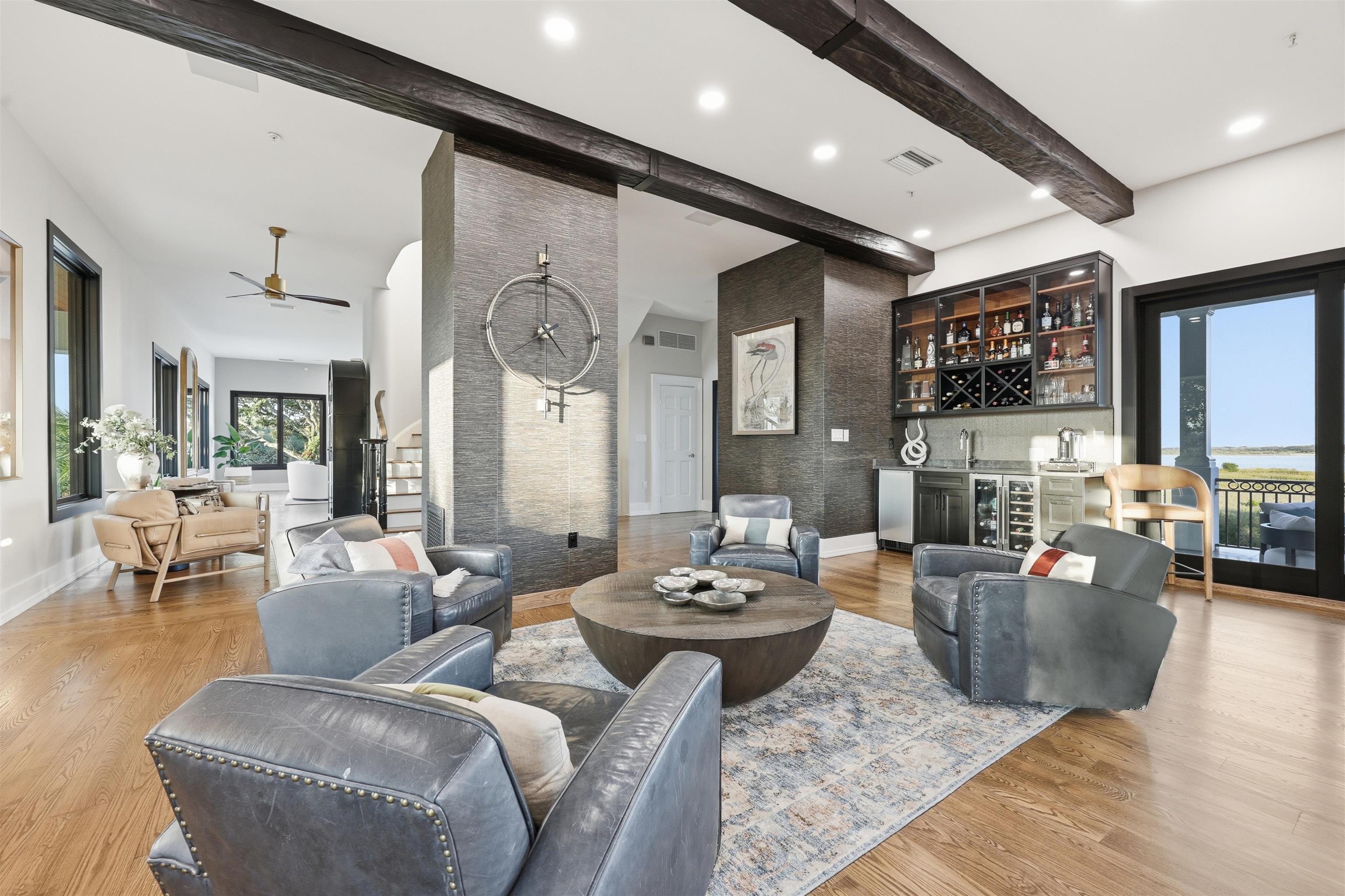 Image 31 of 99 For 3418 Lands End Dr