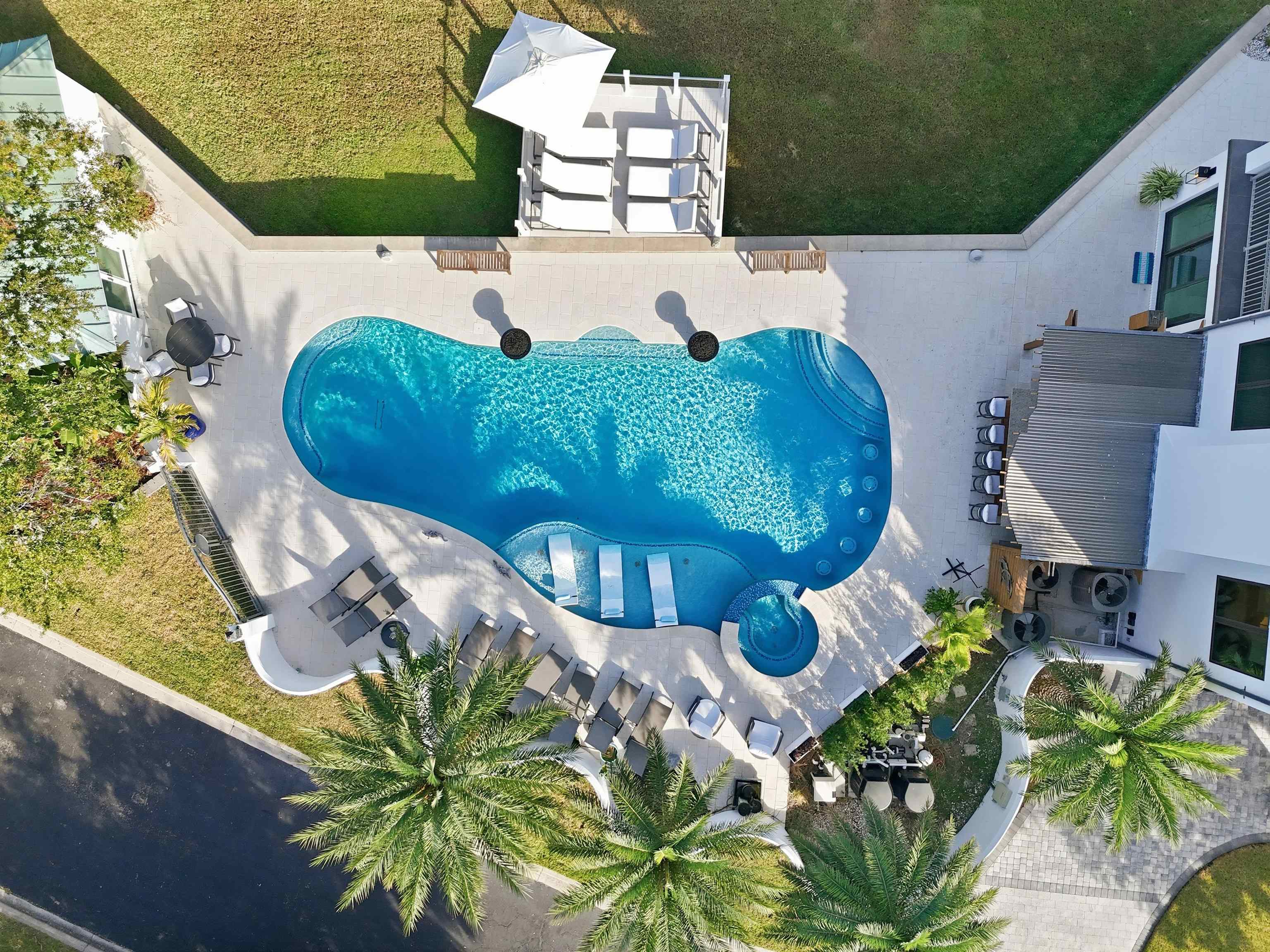 Image 38 of 99 For 3418 Lands End Dr