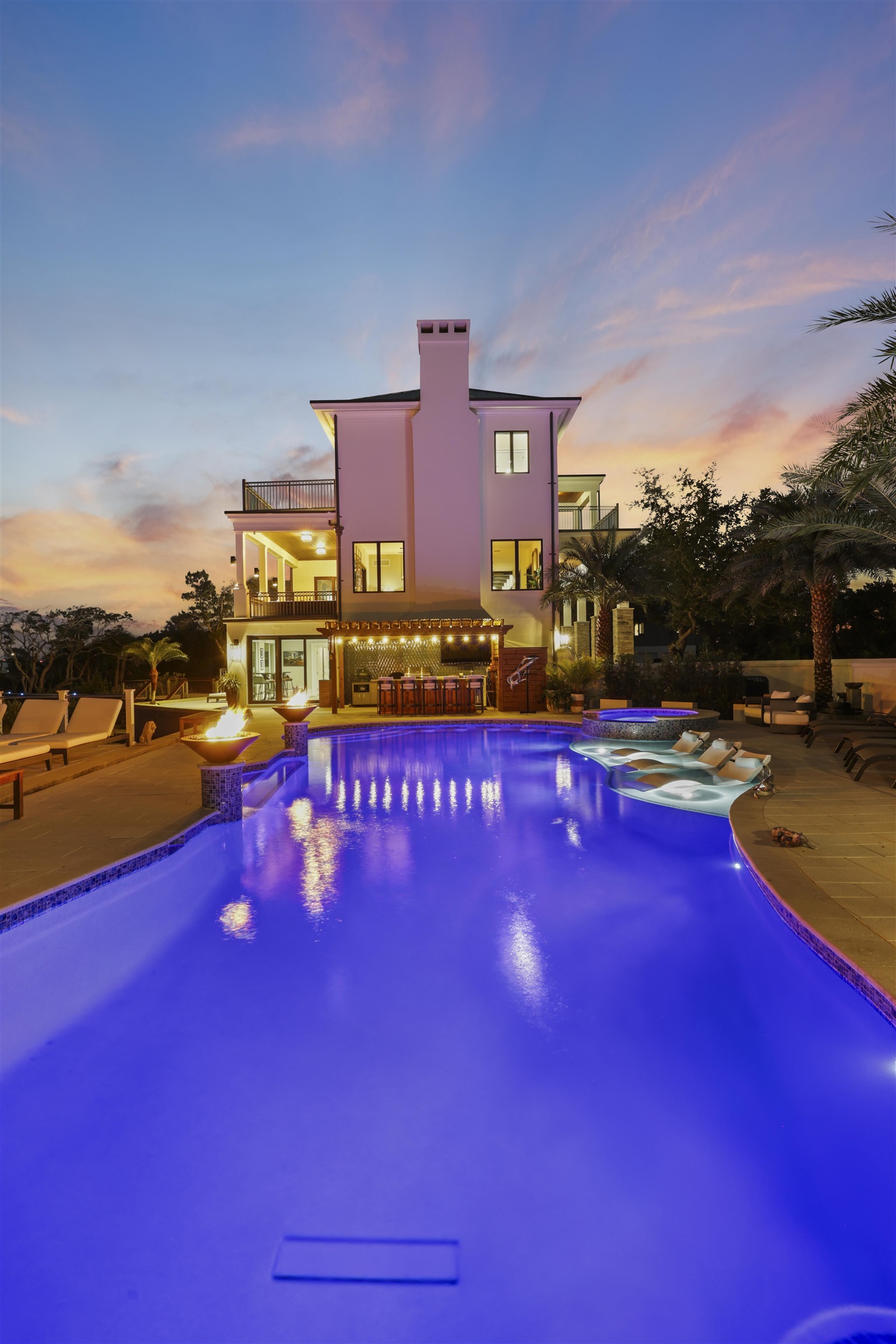 Image 51 of 99 For 3418 Lands End Dr