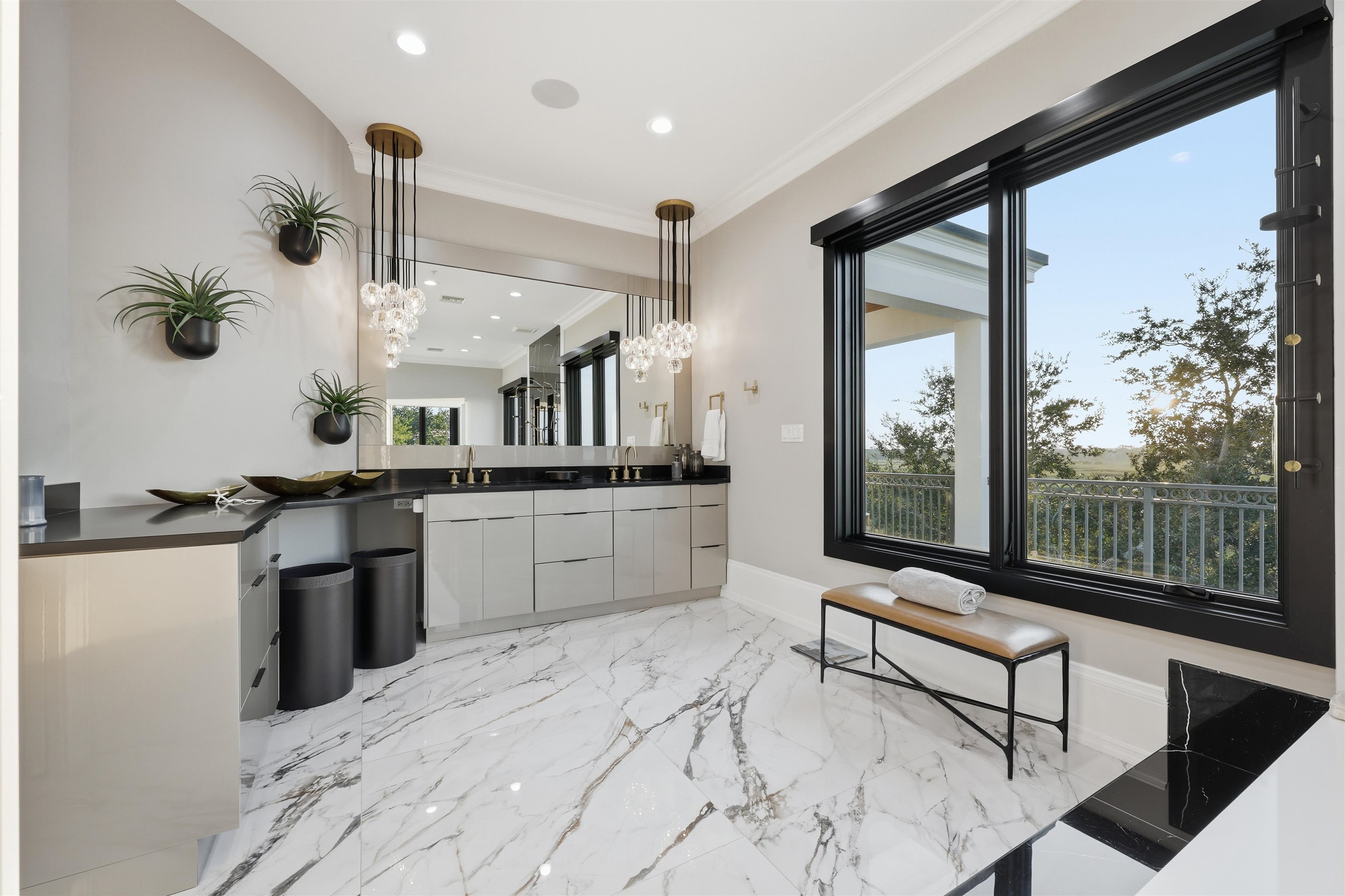 Image 79 of 99 For 3418 Lands End Dr