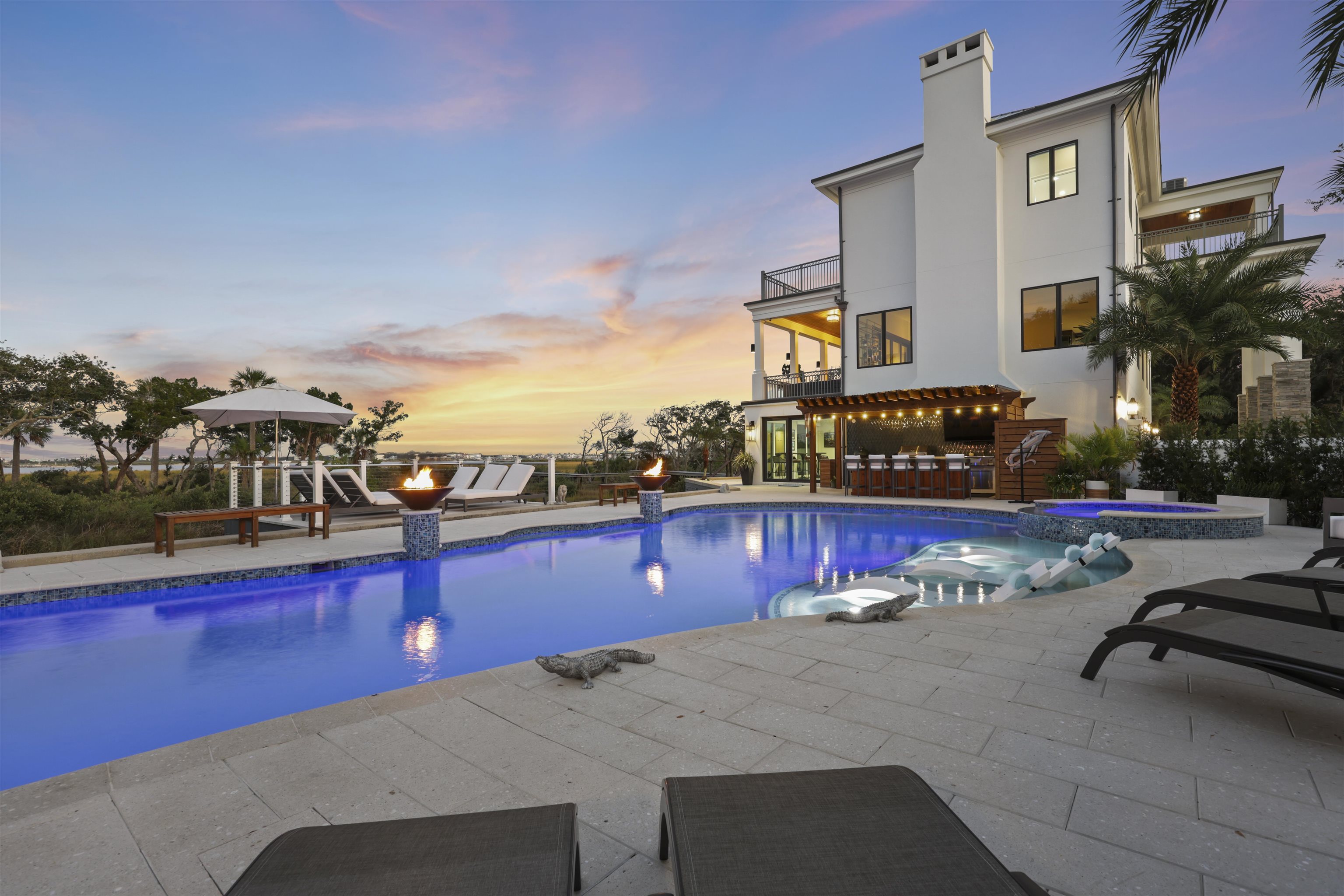 Image 90 of 99 For 3418 Lands End Dr