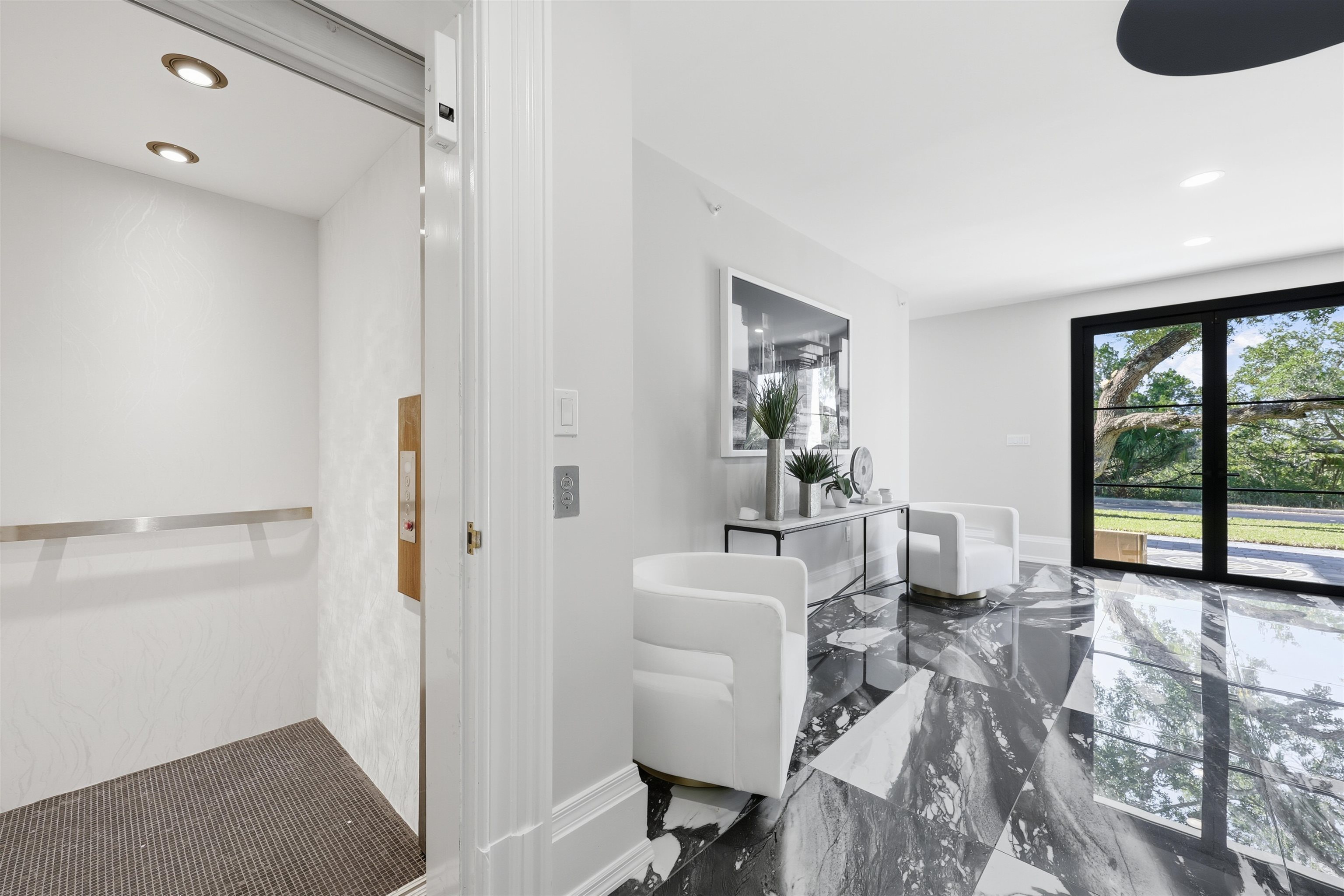 Image 98 of 99 For 3418 Lands End Dr