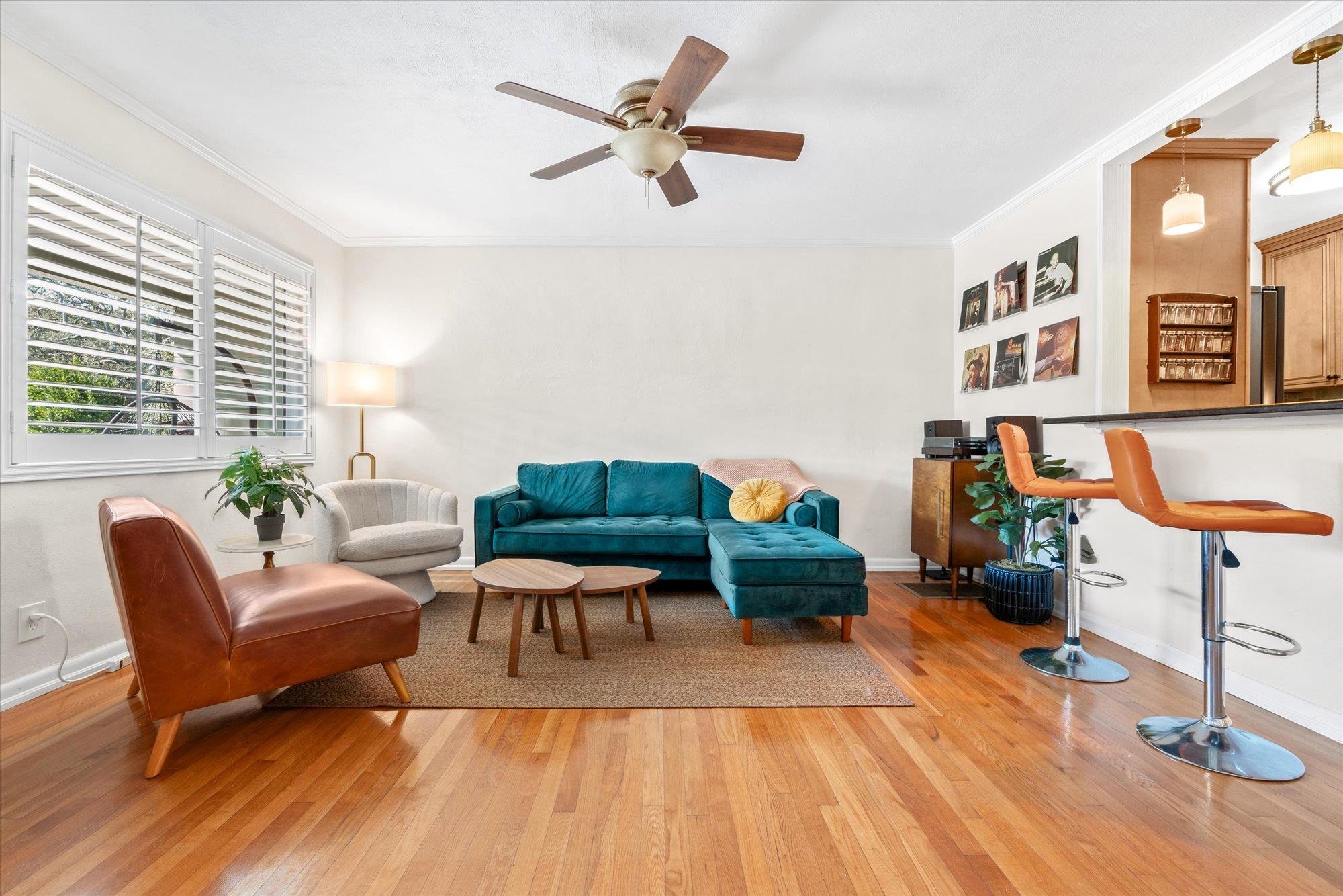 Image 3 of 39 For 3 Madeira Dr