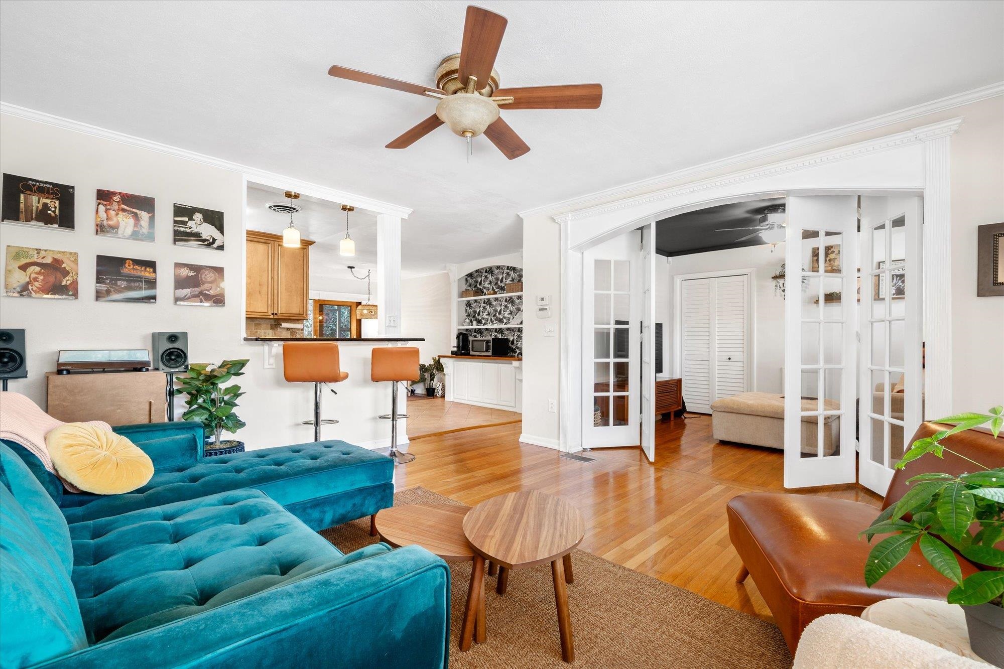 Image 5 of 39 For 3 Madeira Dr