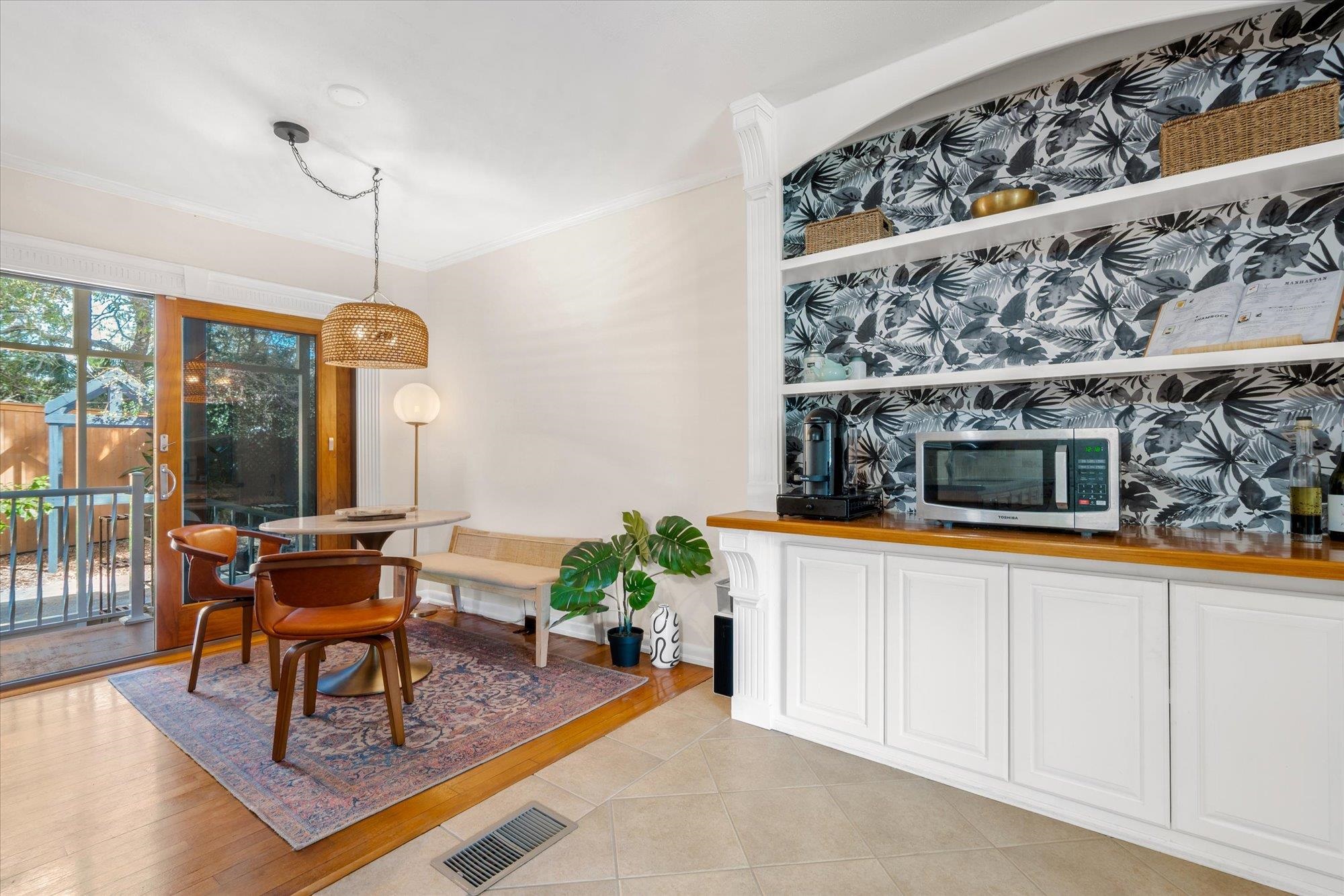 Image 8 of 39 For 3 Madeira Dr