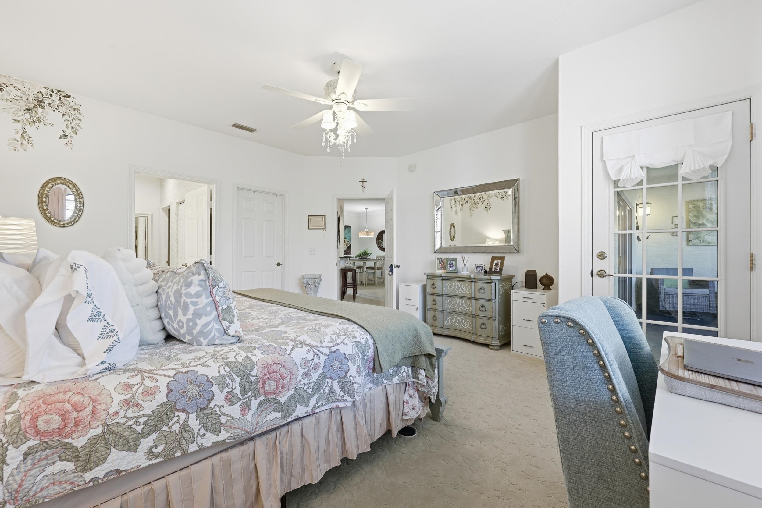 Image 13 of 76 For 1825 Vista Cove Rd