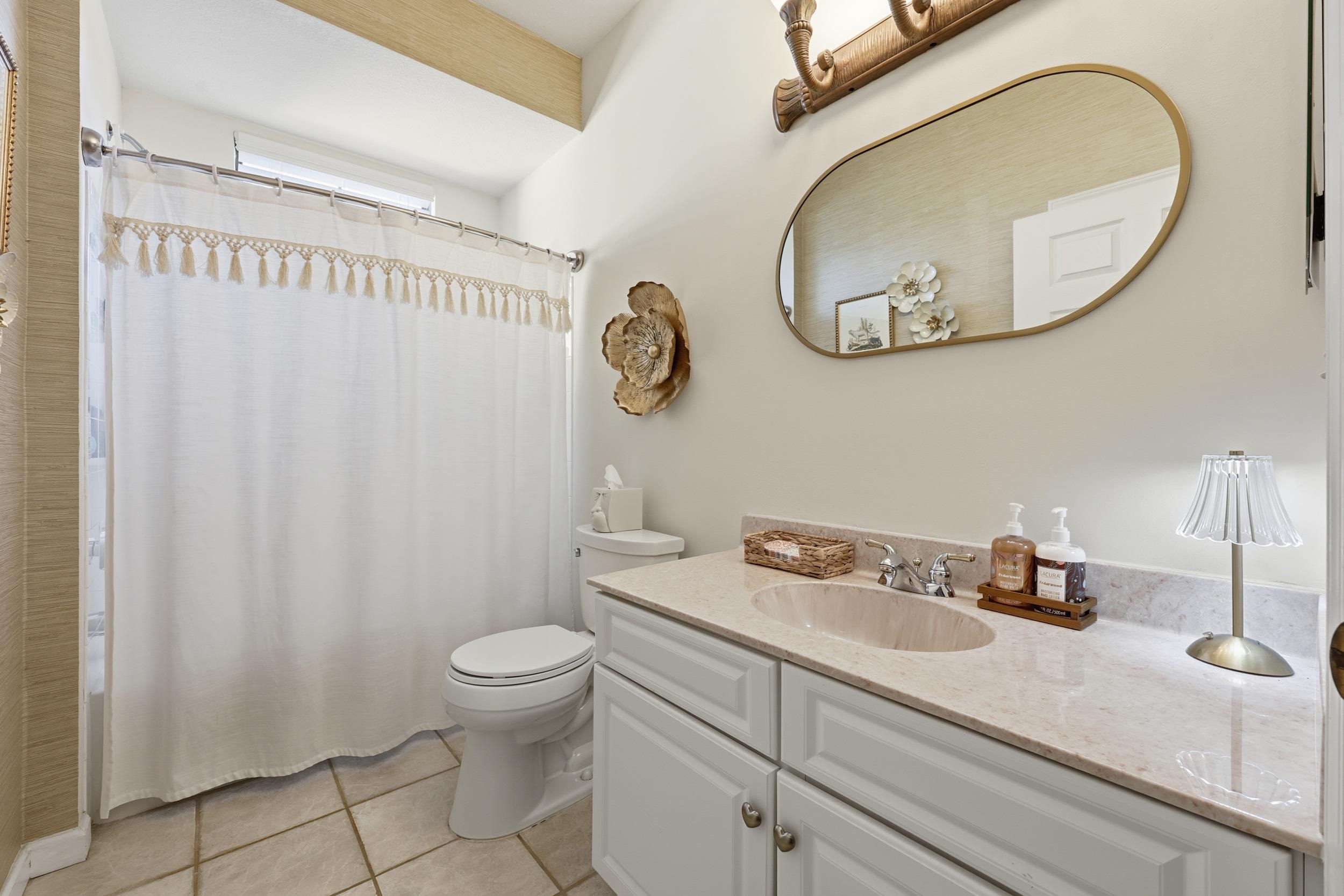 Image 23 of 76 For 1825 Vista Cove Rd