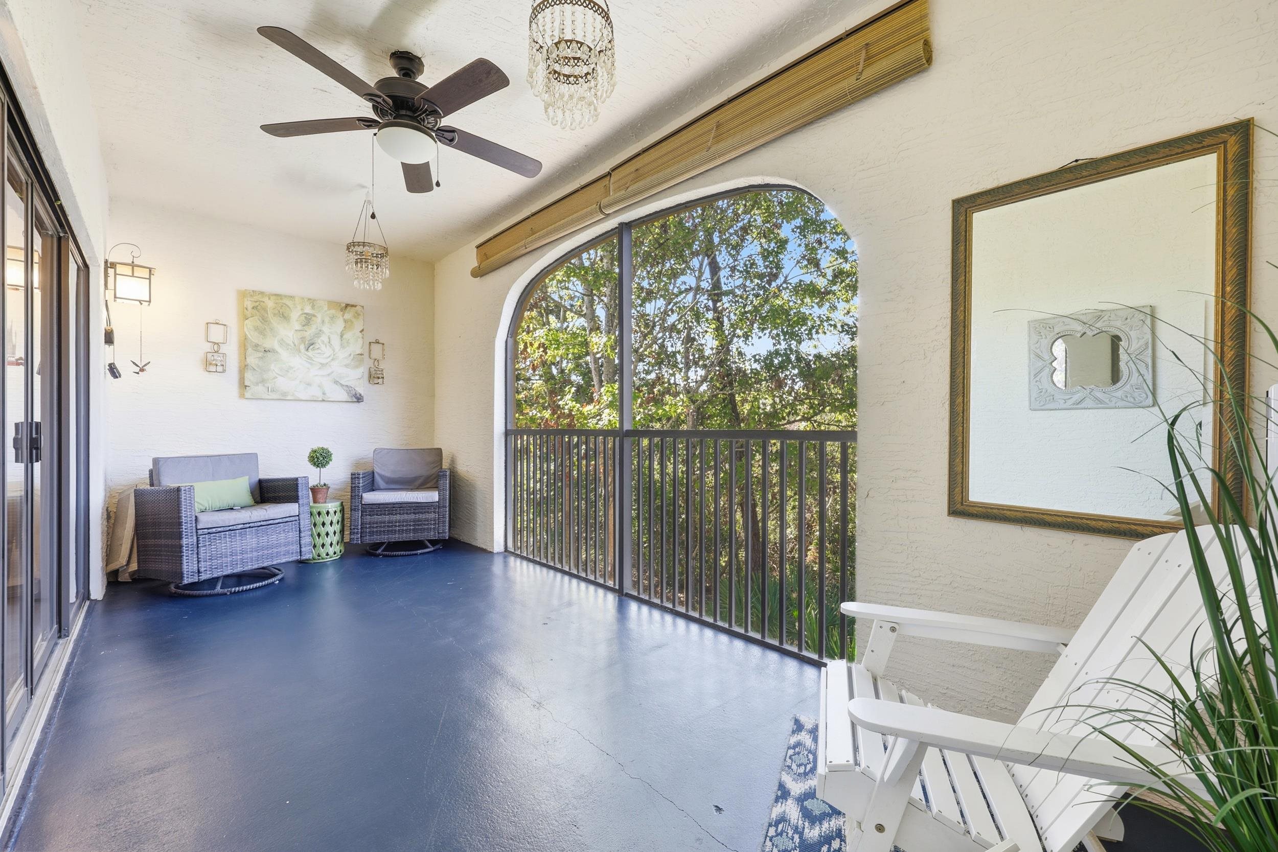 Image 25 of 76 For 1825 Vista Cove Rd