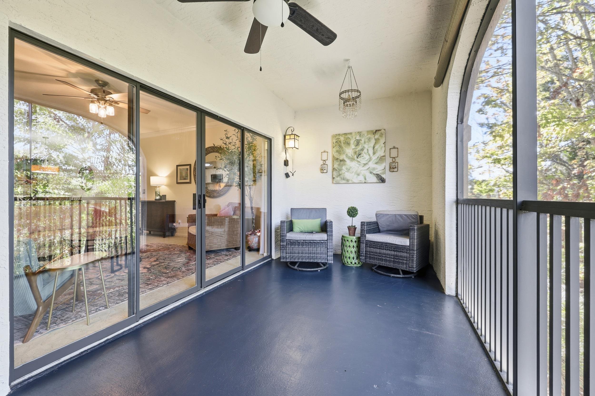 Image 28 of 76 For 1825 Vista Cove Rd