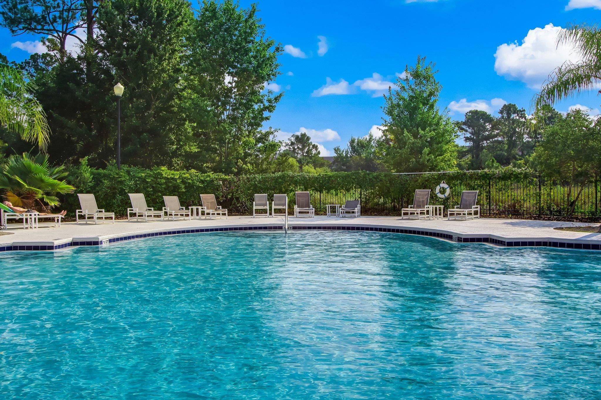 Image 34 of 76 For 1825 Vista Cove Rd