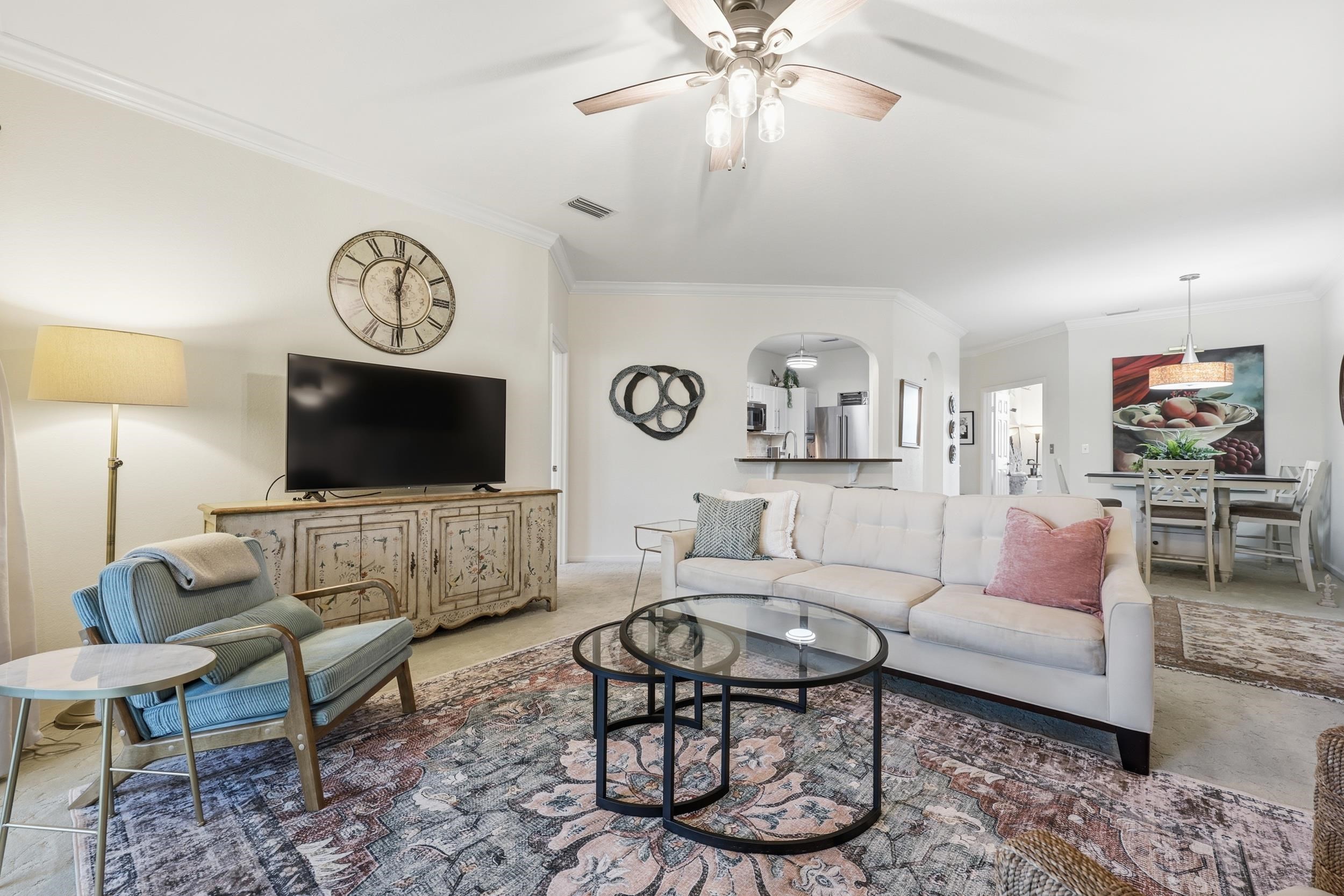 Image 5 of 76 For 1825 Vista Cove Rd