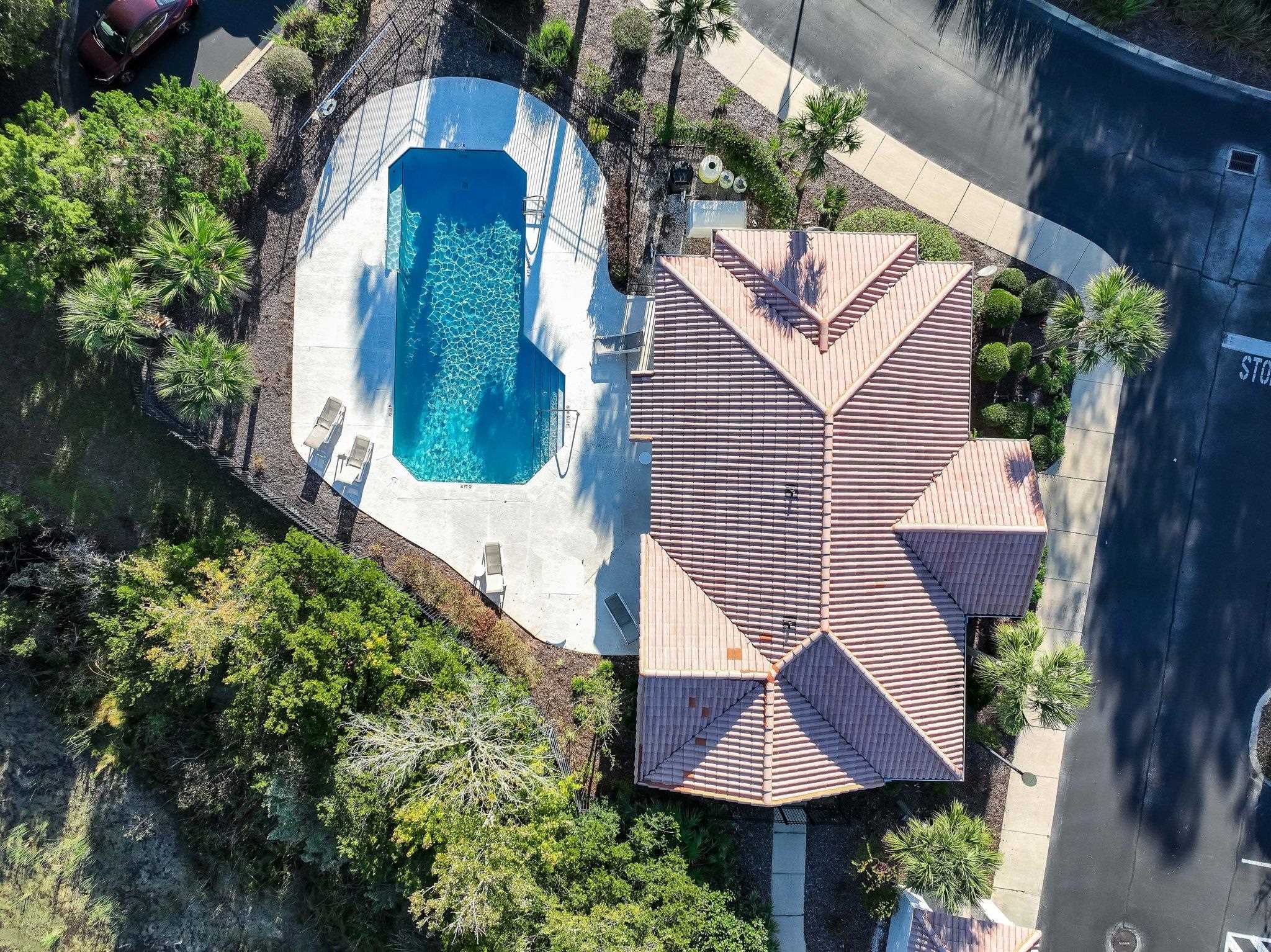 Image 50 of 76 For 1825 Vista Cove Rd