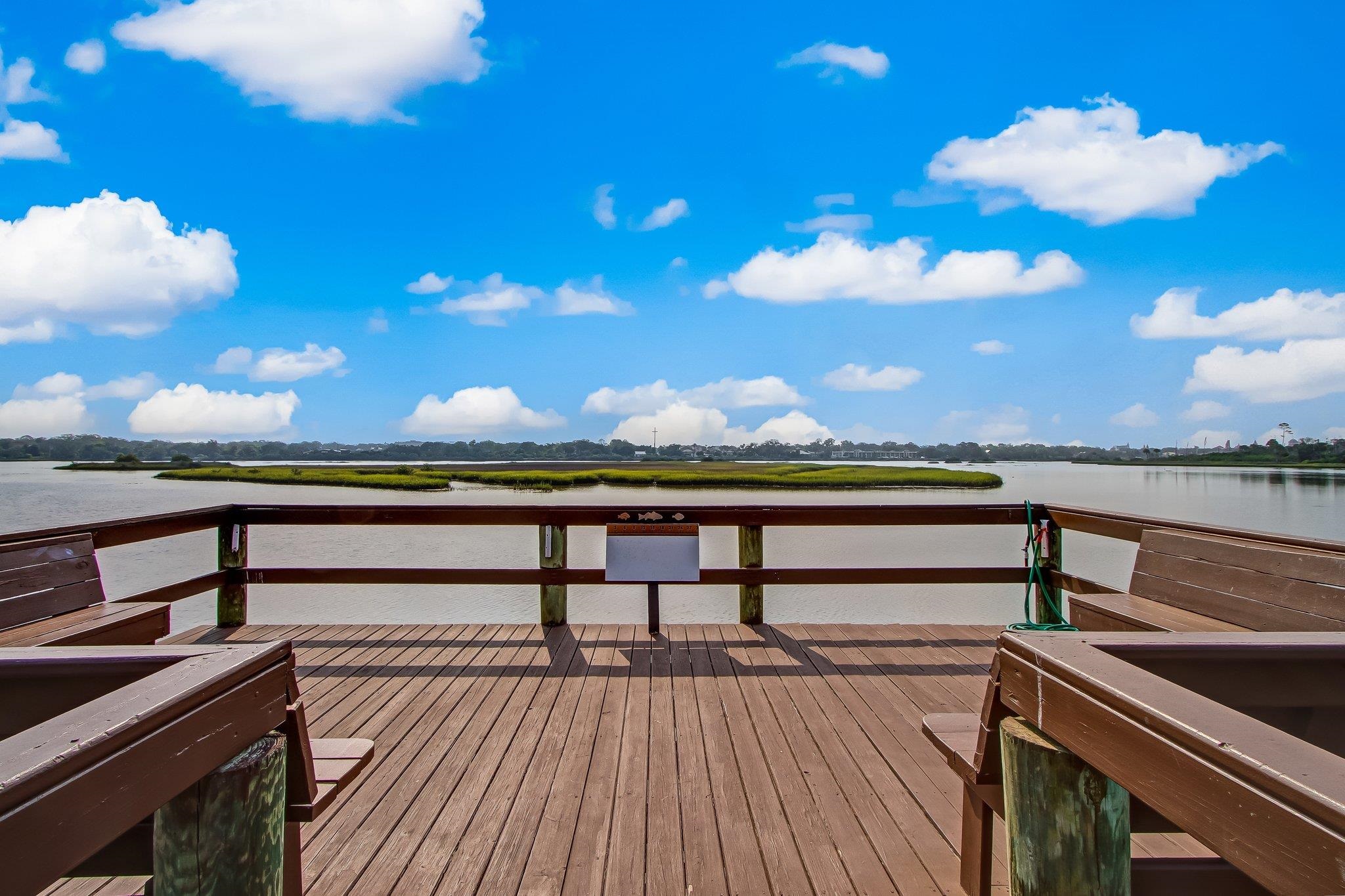 Image 53 of 76 For 1825 Vista Cove Rd