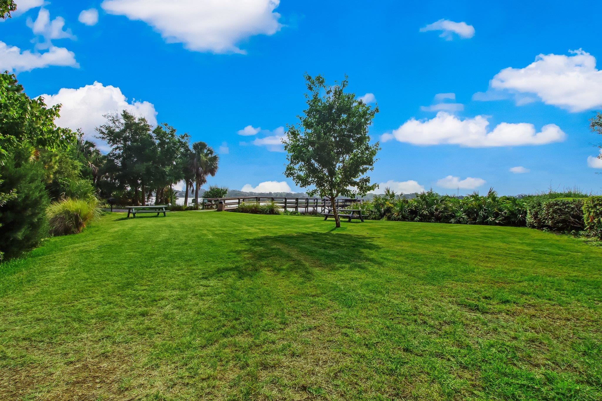 Image 55 of 76 For 1825 Vista Cove Rd