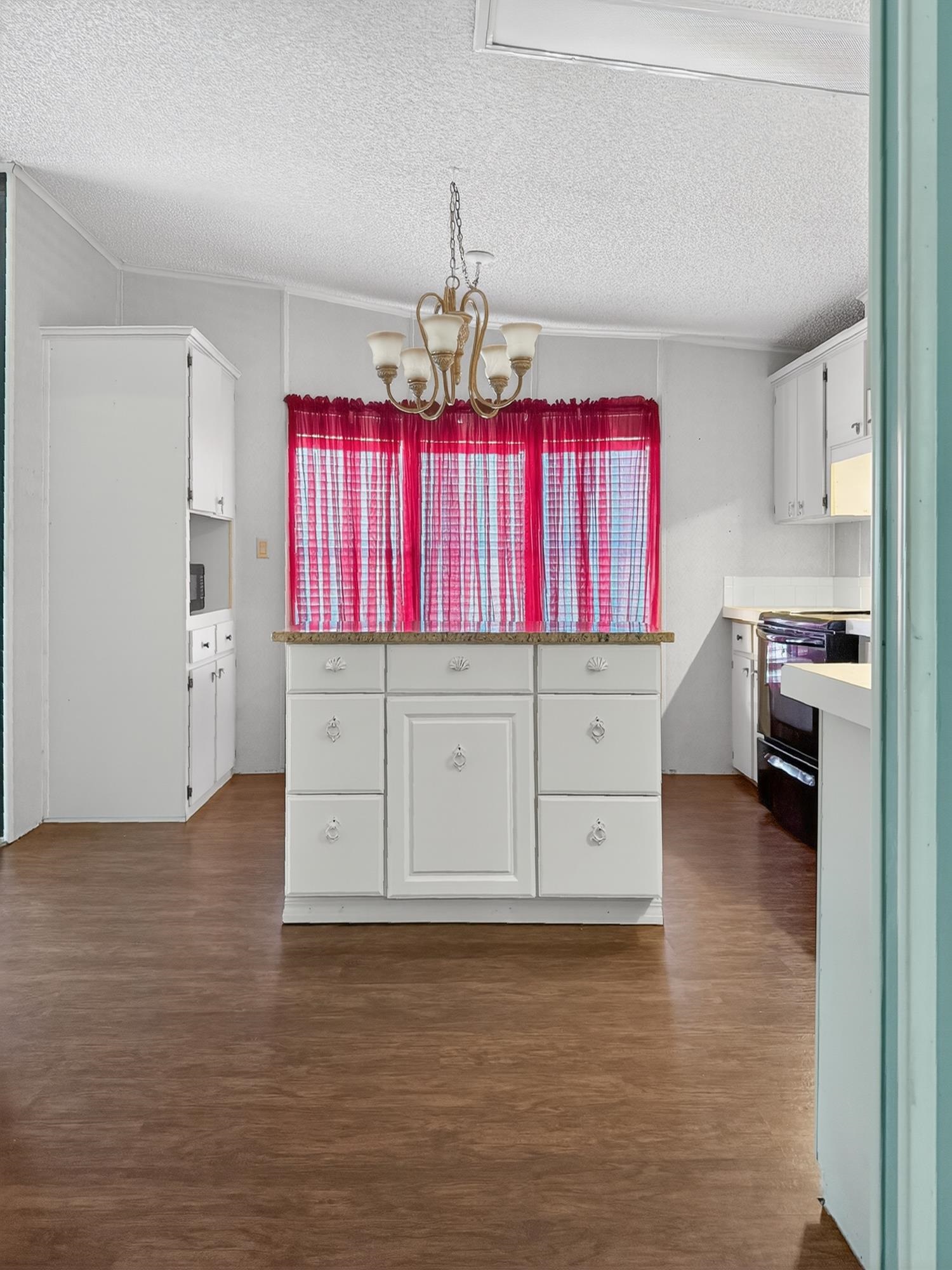 Image 23 of 28 For 142 Garcia St