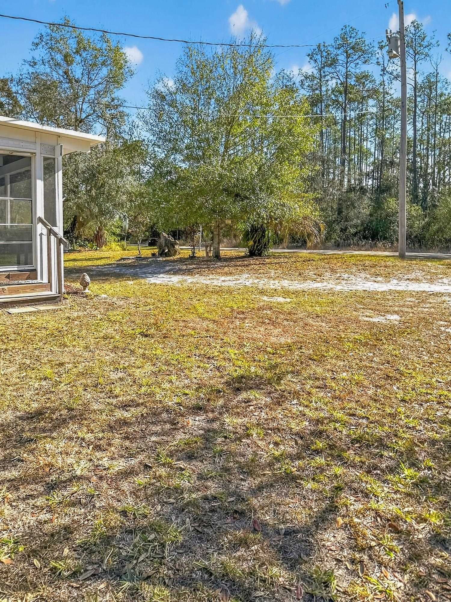 Image 26 of 28 For 142 Garcia St