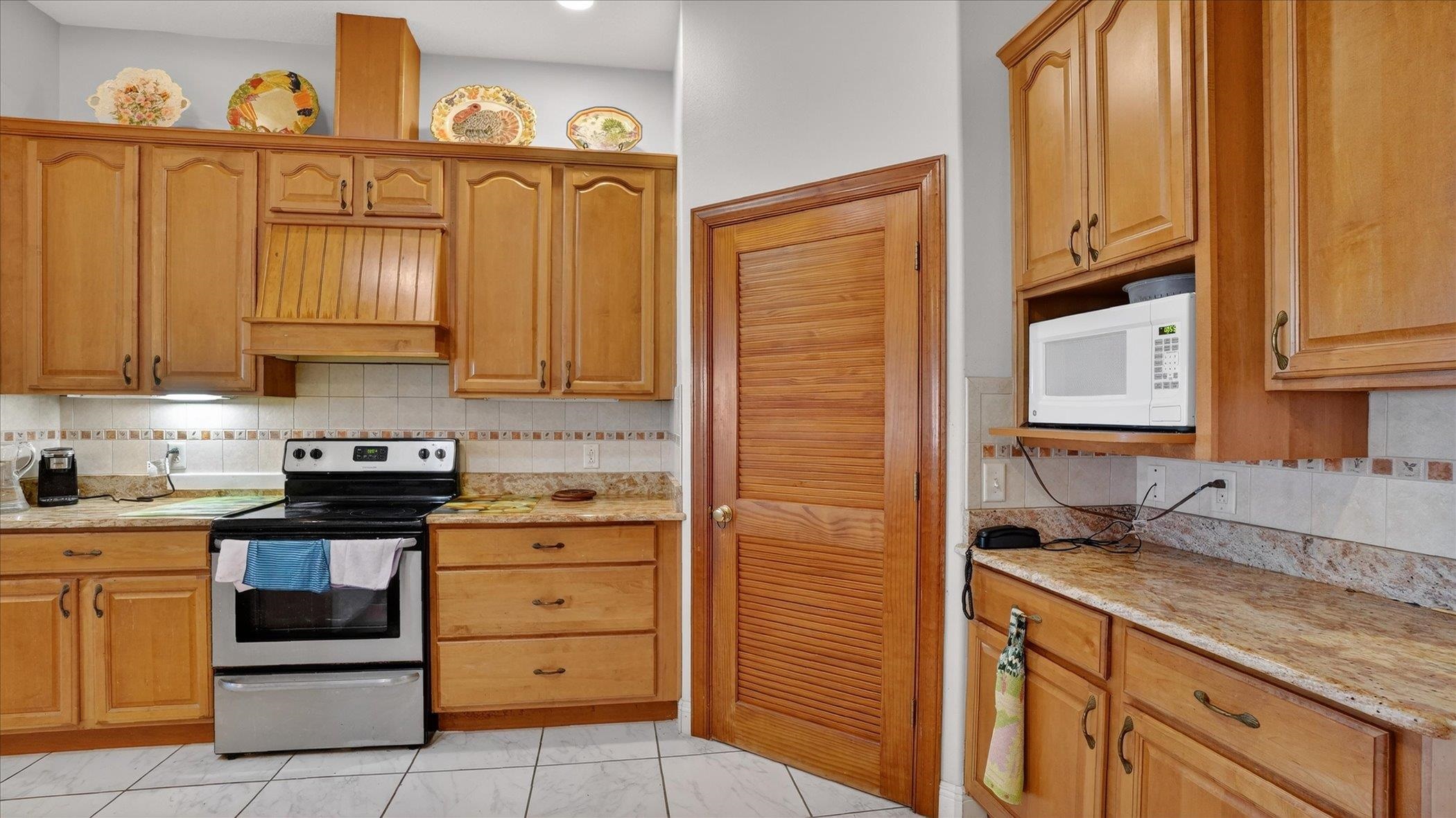 Image 21 of 69 For 453 Federal Point Rd